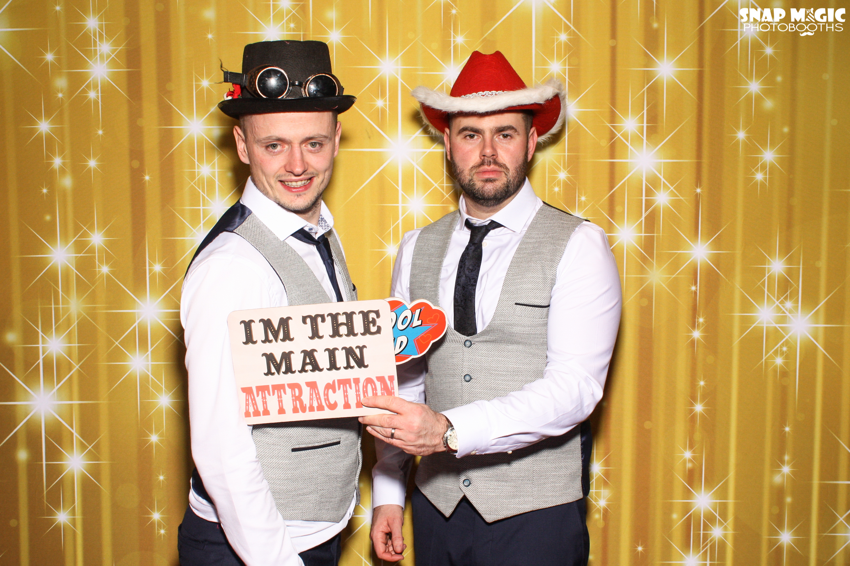 Eimer & Anthonys Wedding | View more photos from the event at gallery.snapmagic.ie/u/SnapMagic/Eimer-Anthonys-Wedding