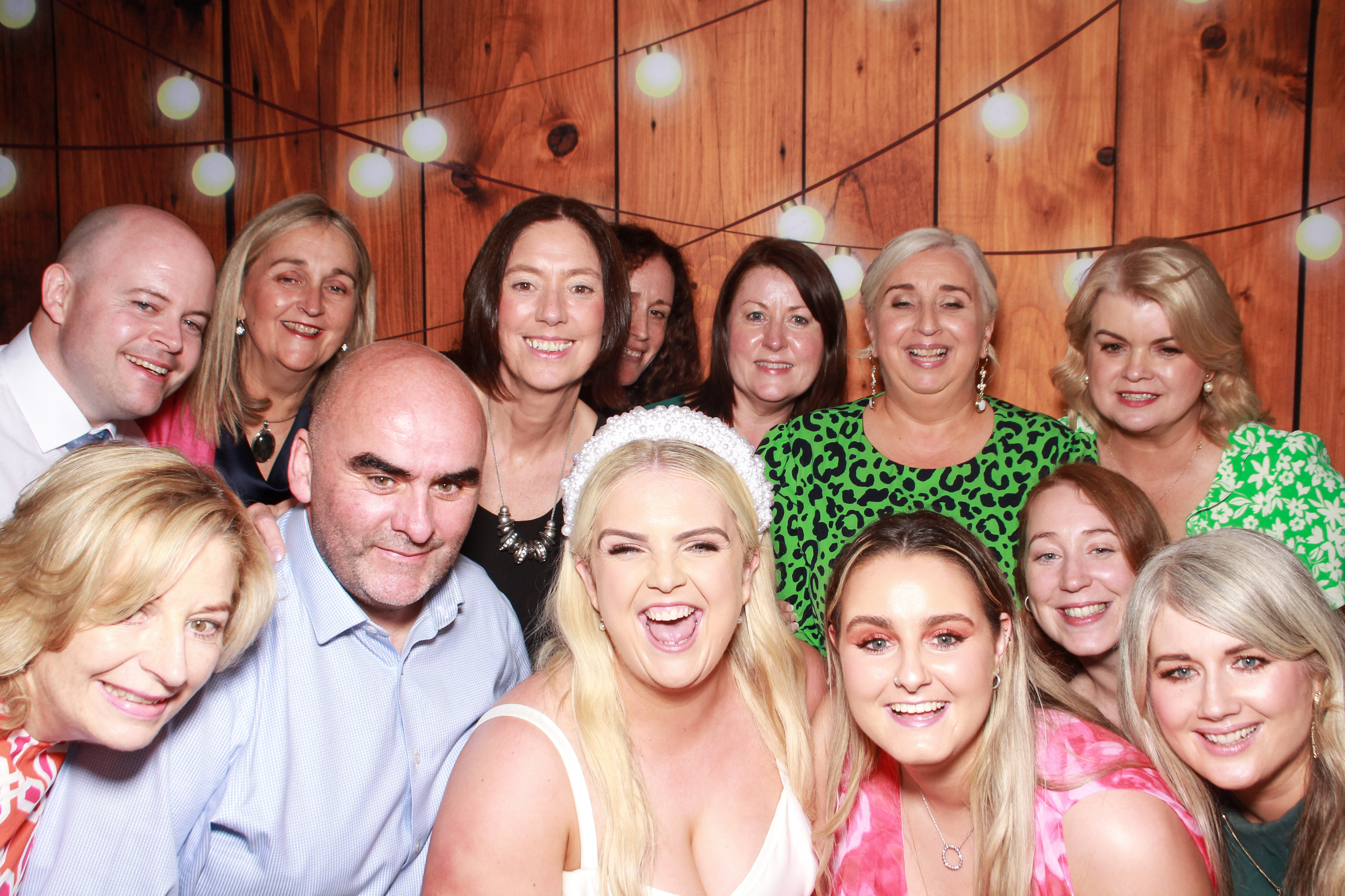 Emer & Michael's Wedding | View more photos from the event at gallery.snapmagic.ie/u/SnapMagic/Emer-Michaels-Wedding