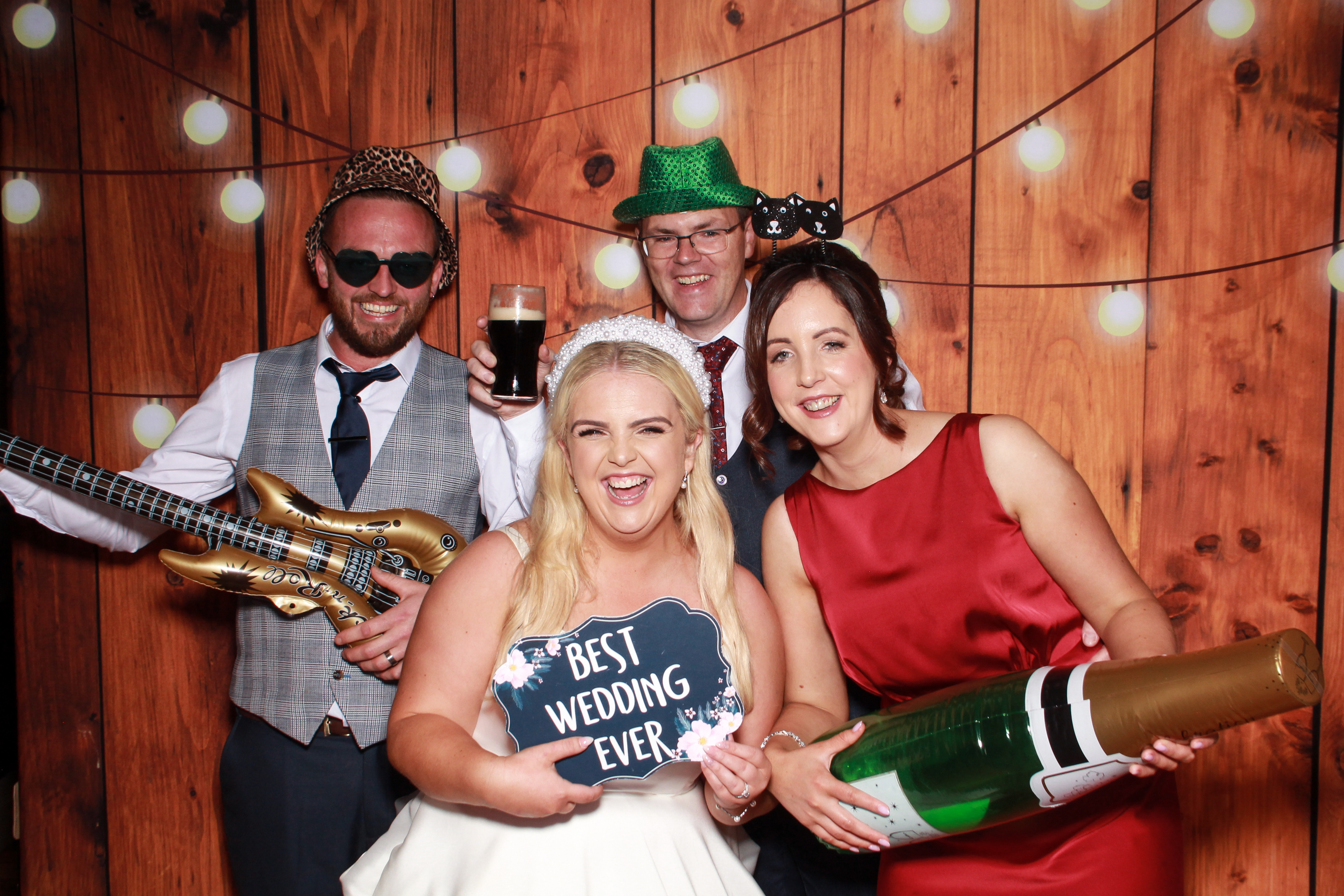 Emer & Michael's Wedding | View more photos from the event at gallery.snapmagic.ie/u/SnapMagic/Emer-Michaels-Wedding