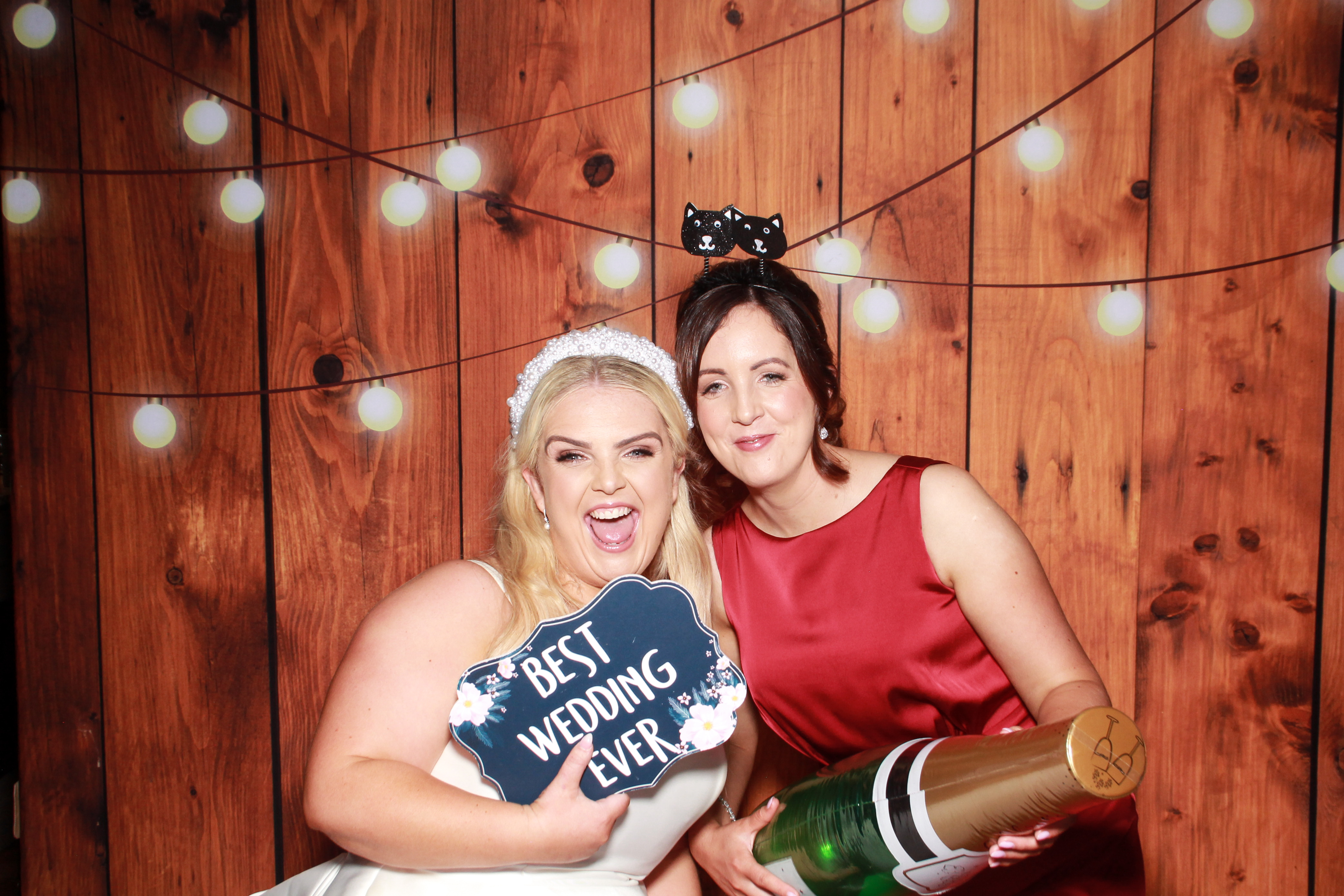 Emer & Michael's Wedding | View more photos from the event at gallery.snapmagic.ie/u/SnapMagic/Emer-Michaels-Wedding