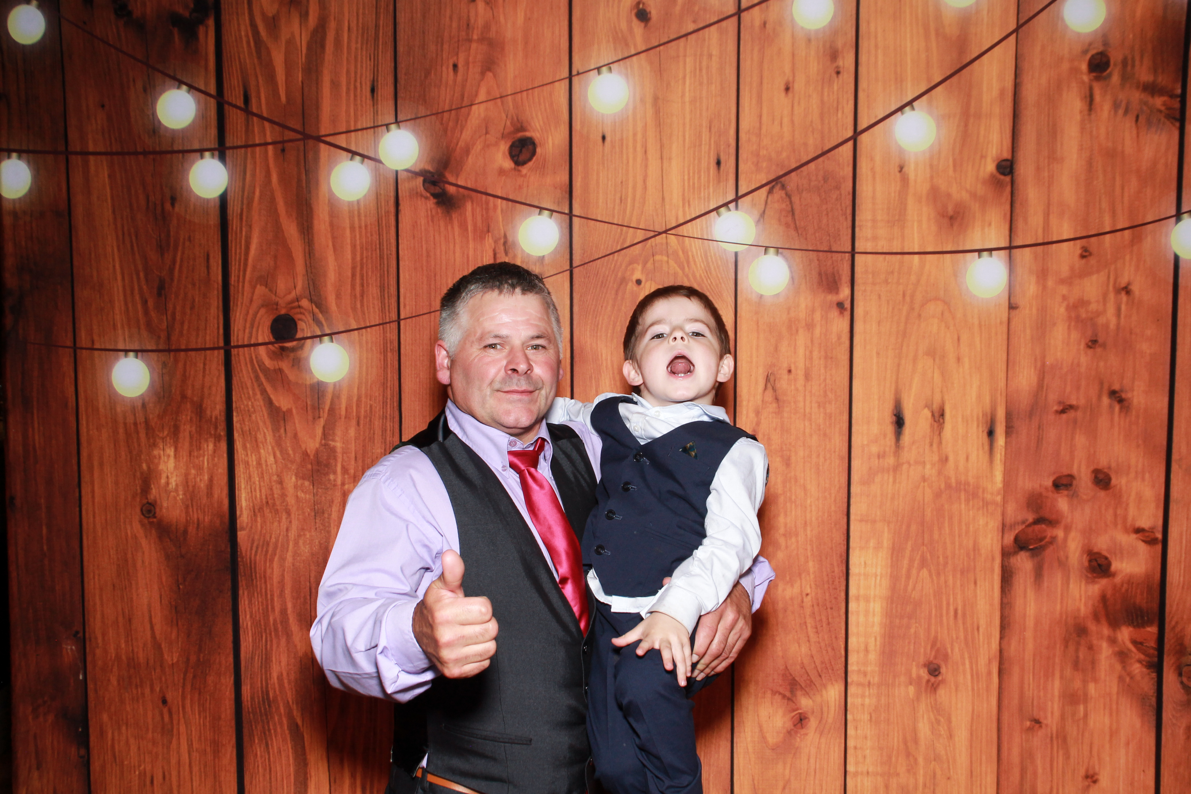 Emer & Michael's Wedding | View more photos from the event at gallery.snapmagic.ie/u/SnapMagic/Emer-Michaels-Wedding