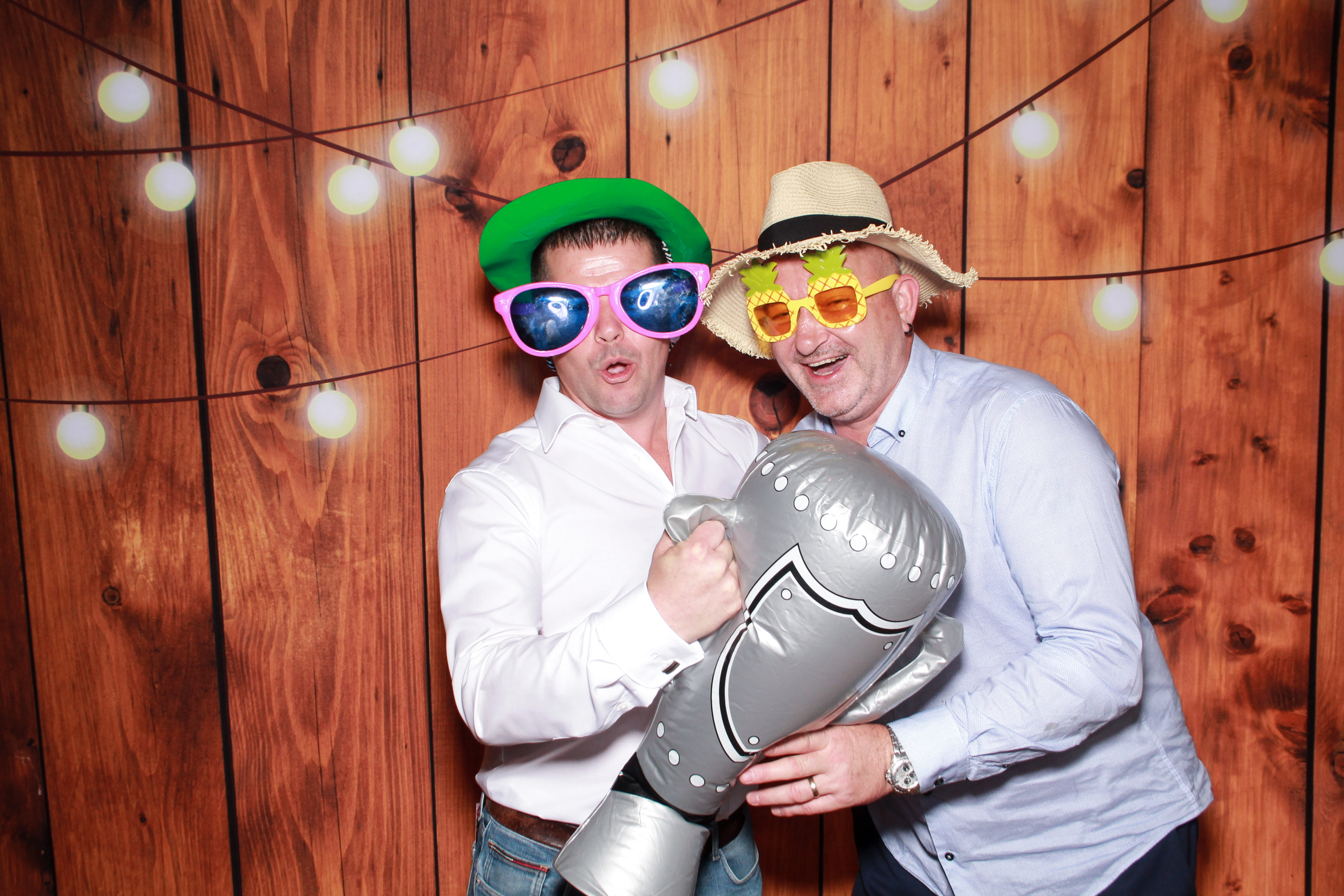 Emer & Michael's Wedding | View more photos from the event at gallery.snapmagic.ie/u/SnapMagic/Emer-Michaels-Wedding
