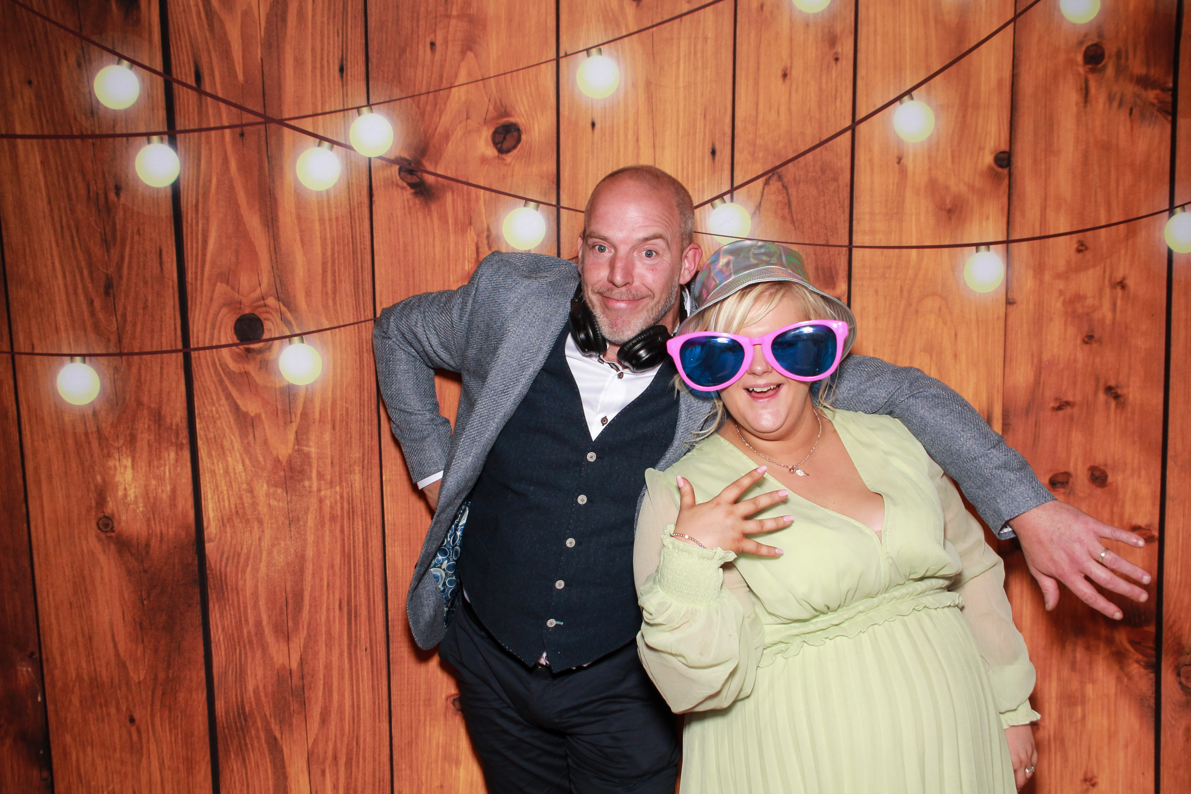 Emer & Michael's Wedding | View more photos from the event at gallery.snapmagic.ie/u/SnapMagic/Emer-Michaels-Wedding