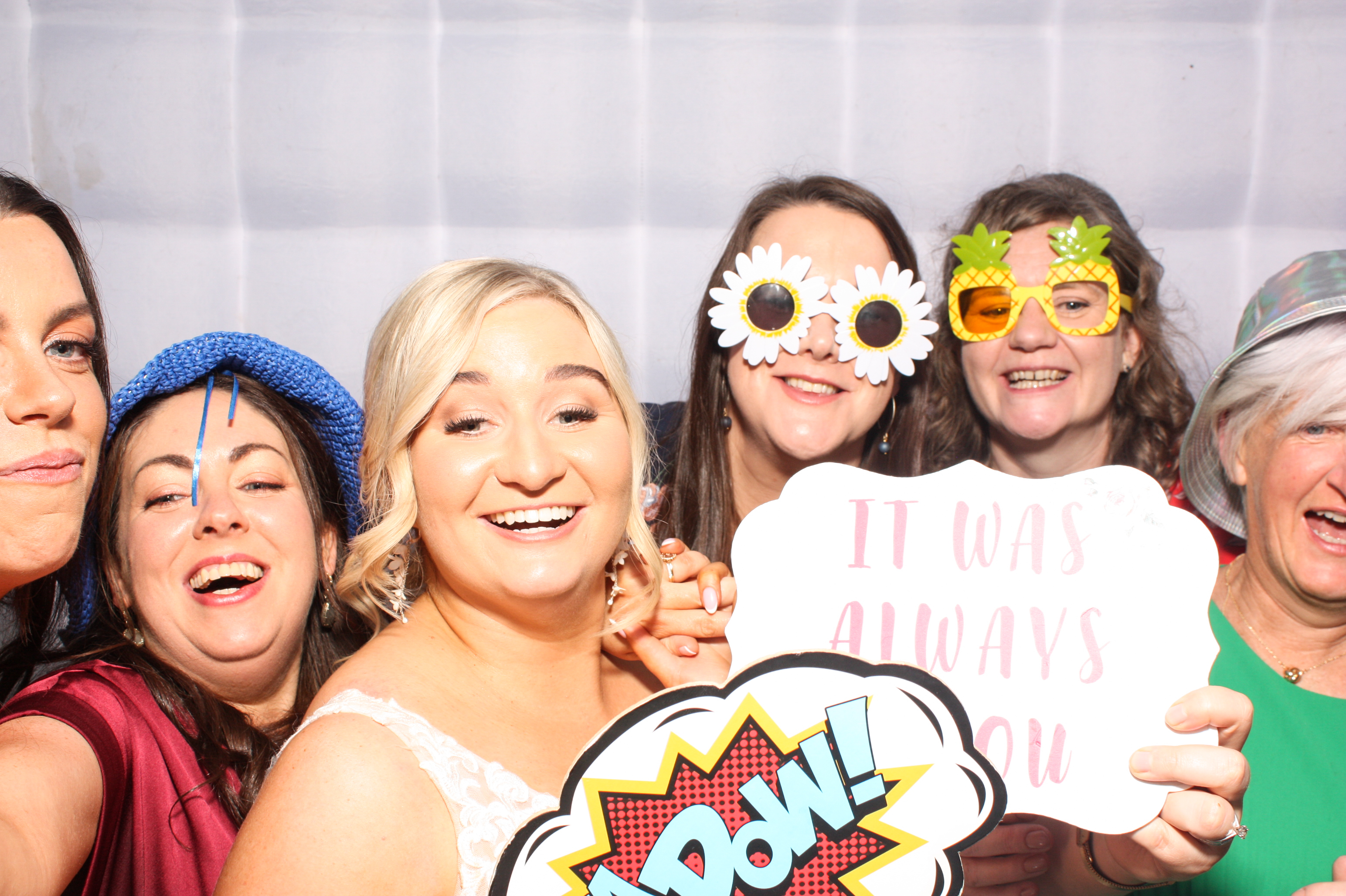 Hannah & Ronan's Wedding | View more photos from the event at gallery.snapmagic.ie/u/SnapMagic/Hannah-Ronans-Wedding