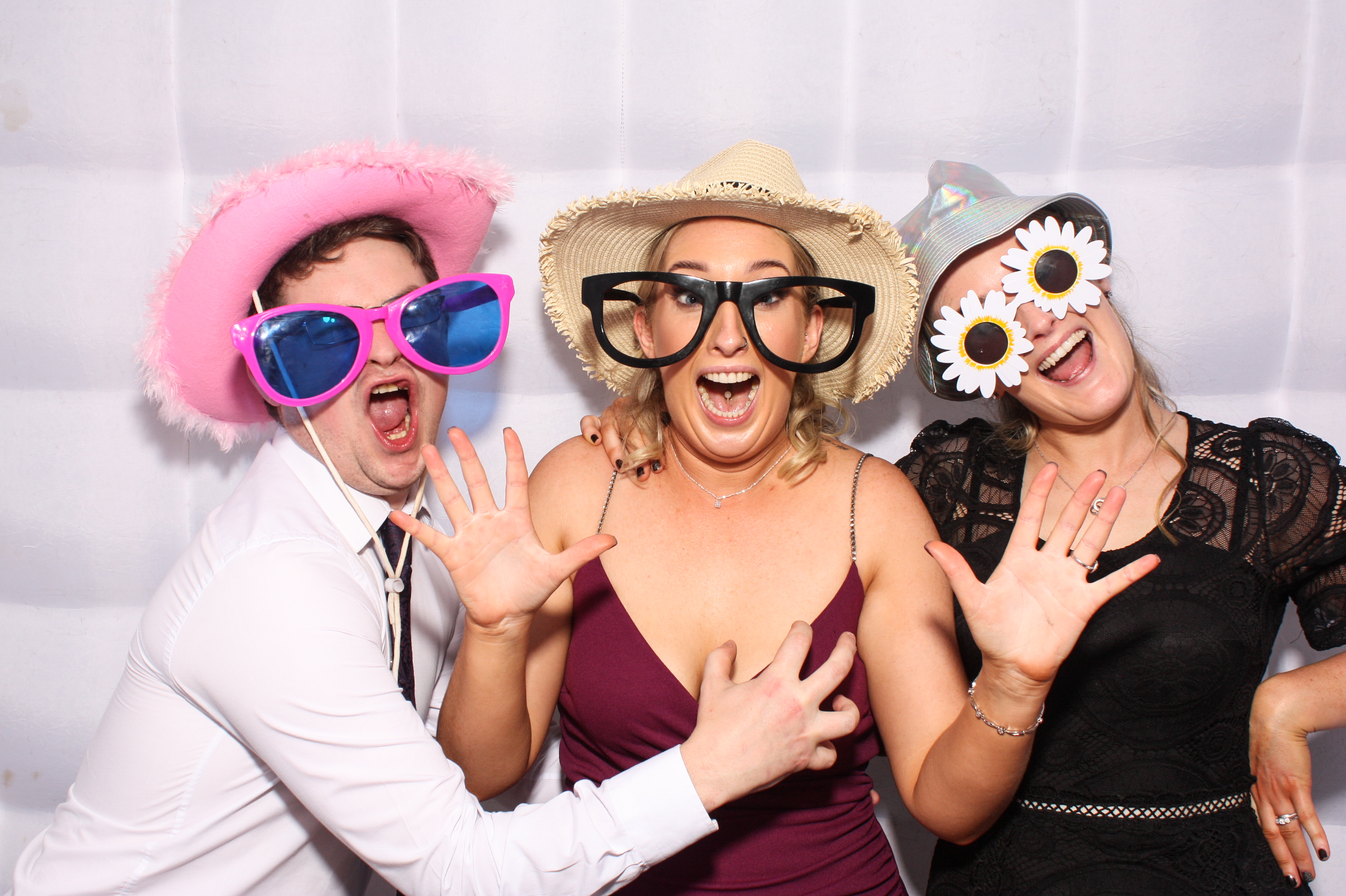 Hannah & Ronan's Wedding | View more photos from the event at gallery.snapmagic.ie/u/SnapMagic/Hannah-Ronans-Wedding