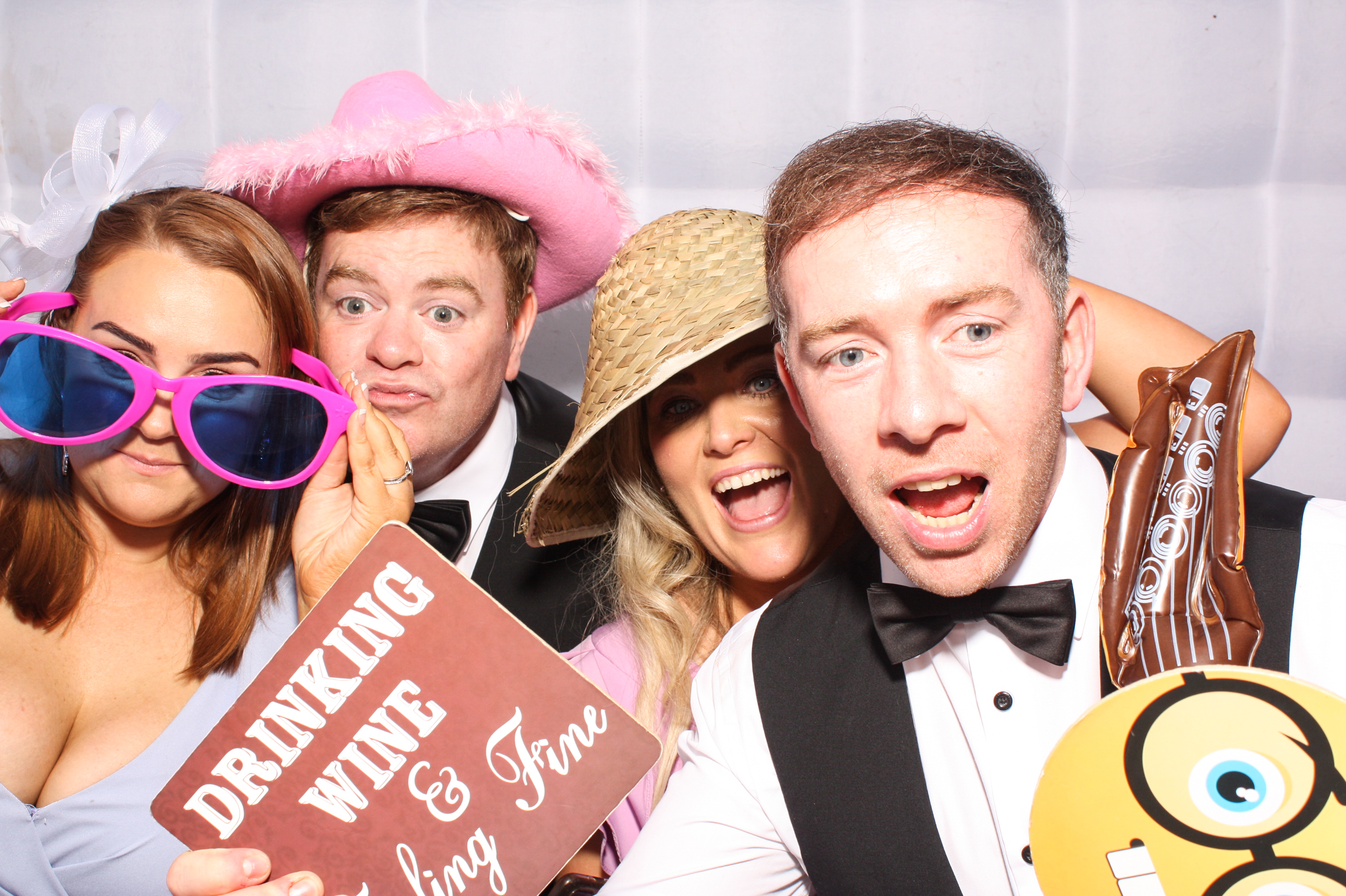 Hannah & Ronan's Wedding | View more photos from the event at gallery.snapmagic.ie/u/SnapMagic/Hannah-Ronans-Wedding