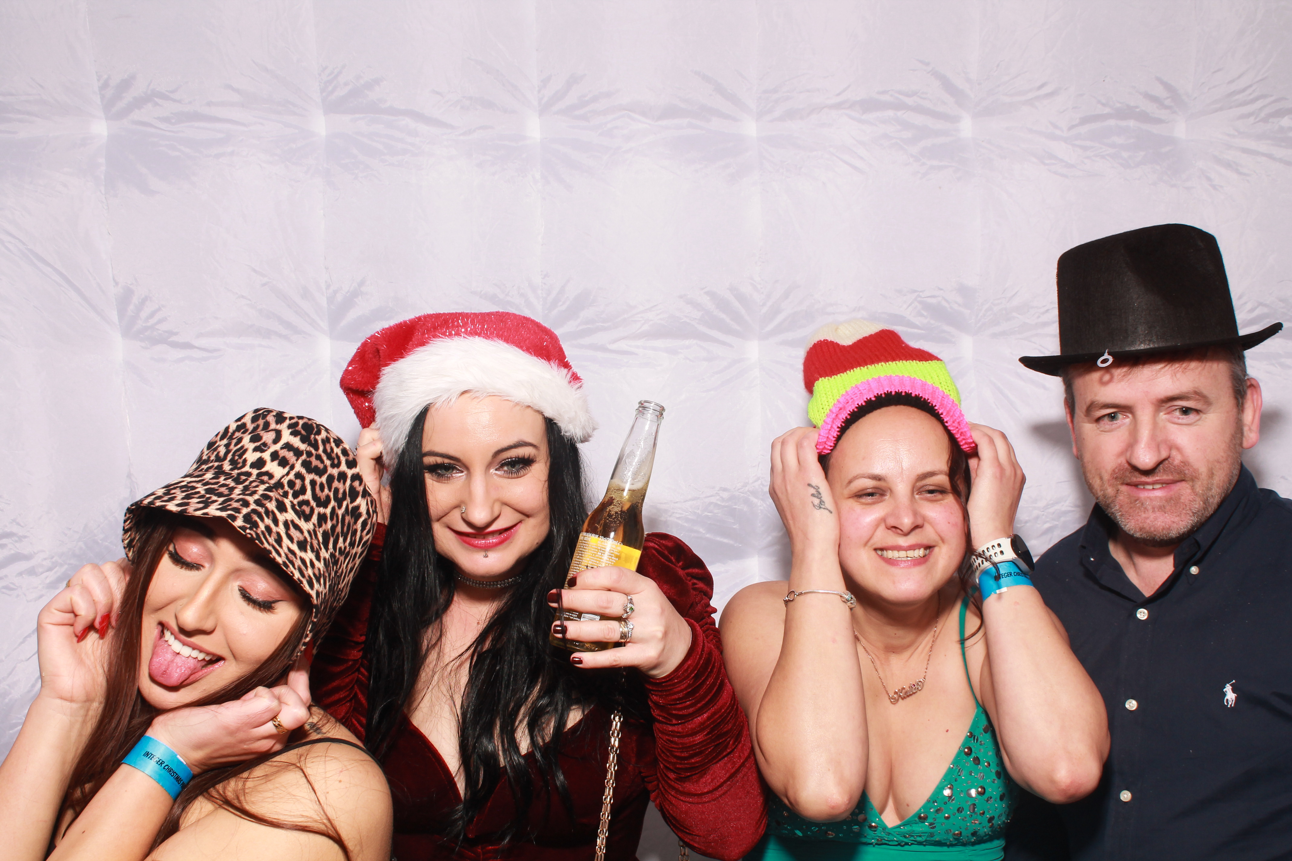 Integer Christmas Party 2023 | View more photos from the event at gallery.snapmagic.ie/u/SnapMagic/Integer-Christmas-Party-2023