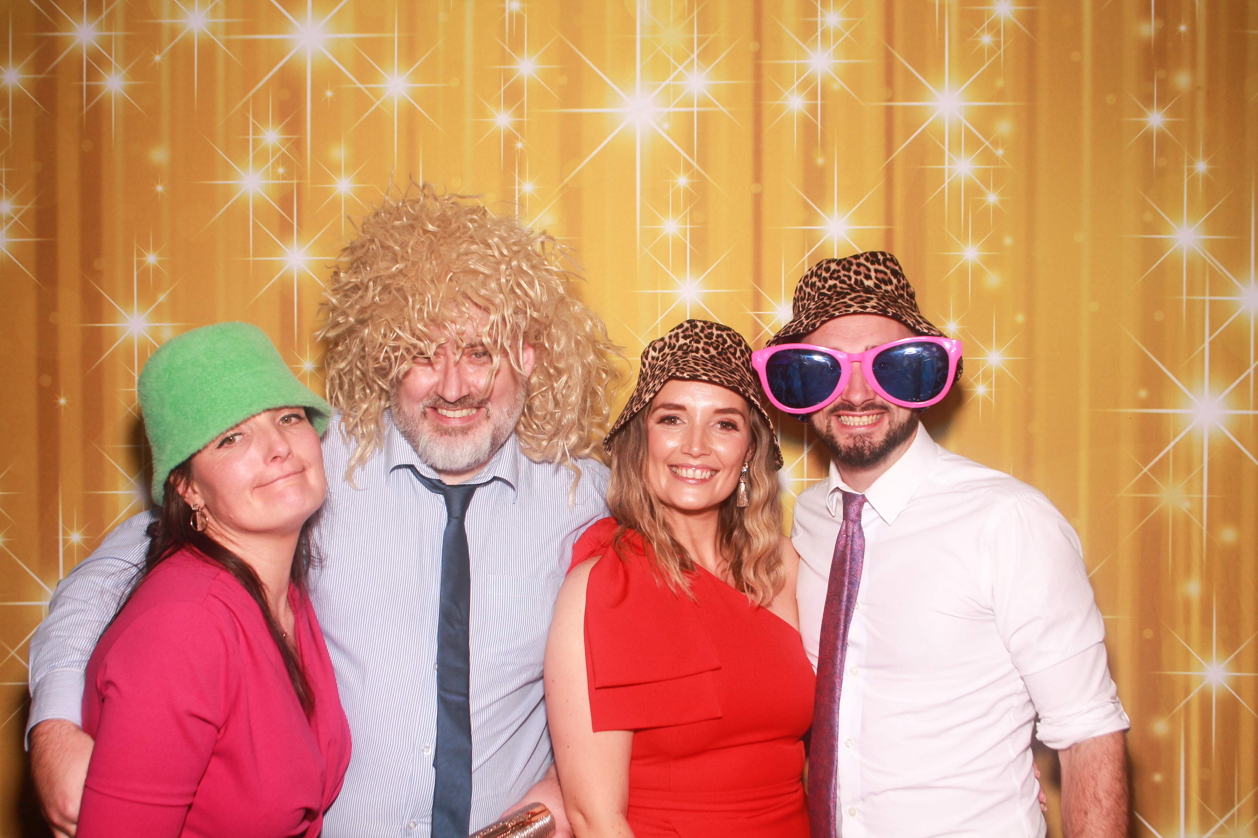 Kelly & Enda's Wedding | View more photos from the event at gallery.snapmagic.ie/u/SnapMagic/Kelly-Endas-Wedding