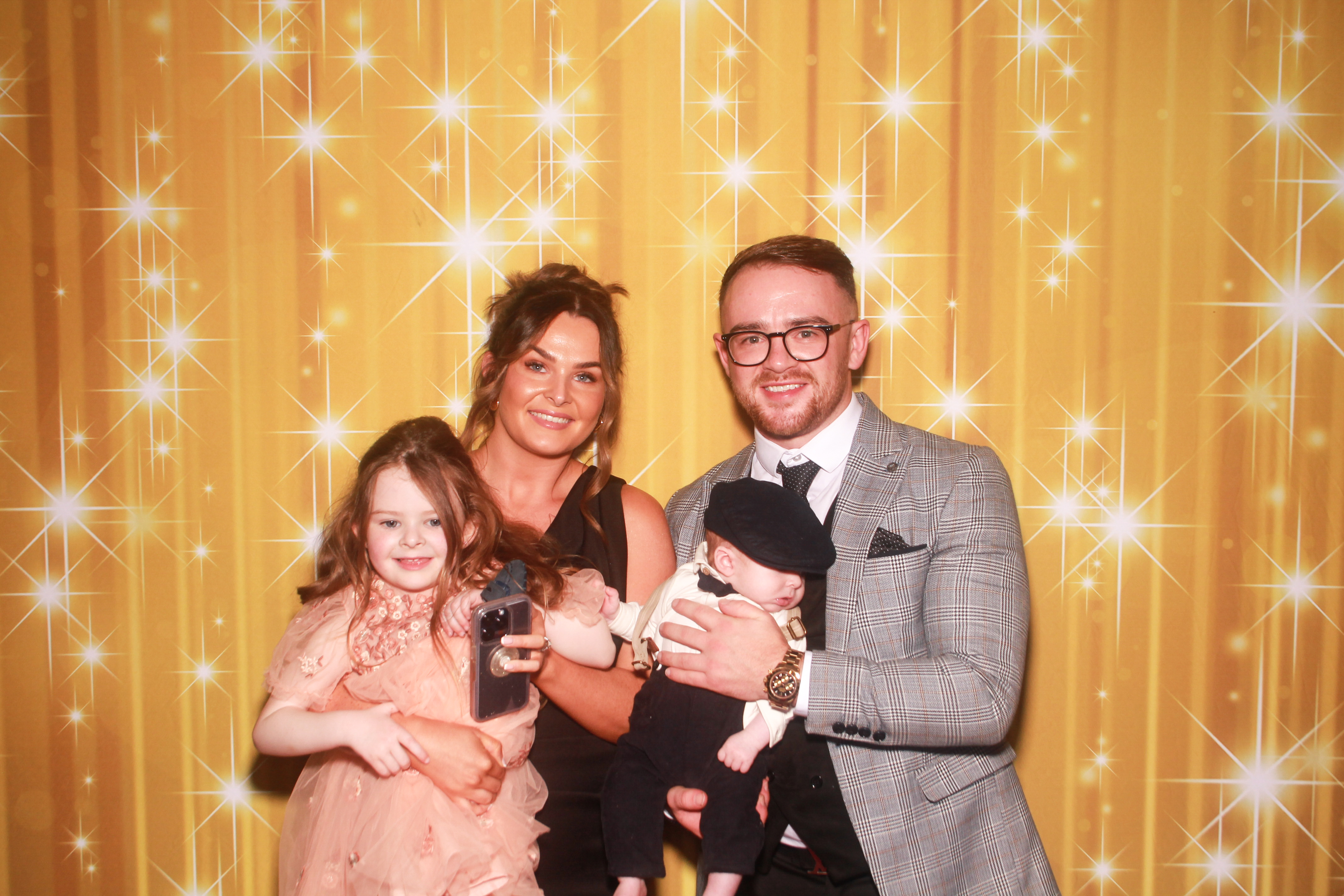 Kelly & Enda's Wedding | View more photos from the event at gallery.snapmagic.ie/u/SnapMagic/Kelly-Endas-Wedding