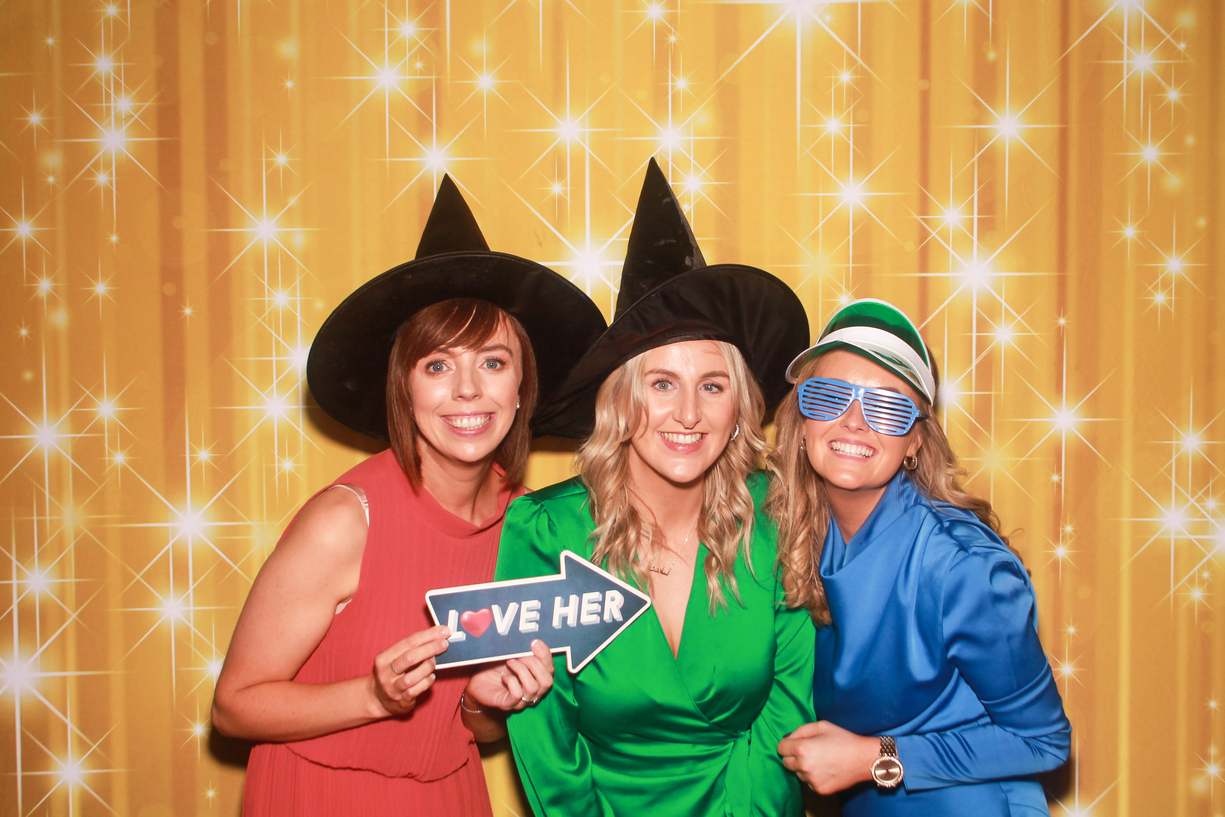 Kelly & Enda's Wedding | View more photos from the event at gallery.snapmagic.ie/u/SnapMagic/Kelly-Endas-Wedding