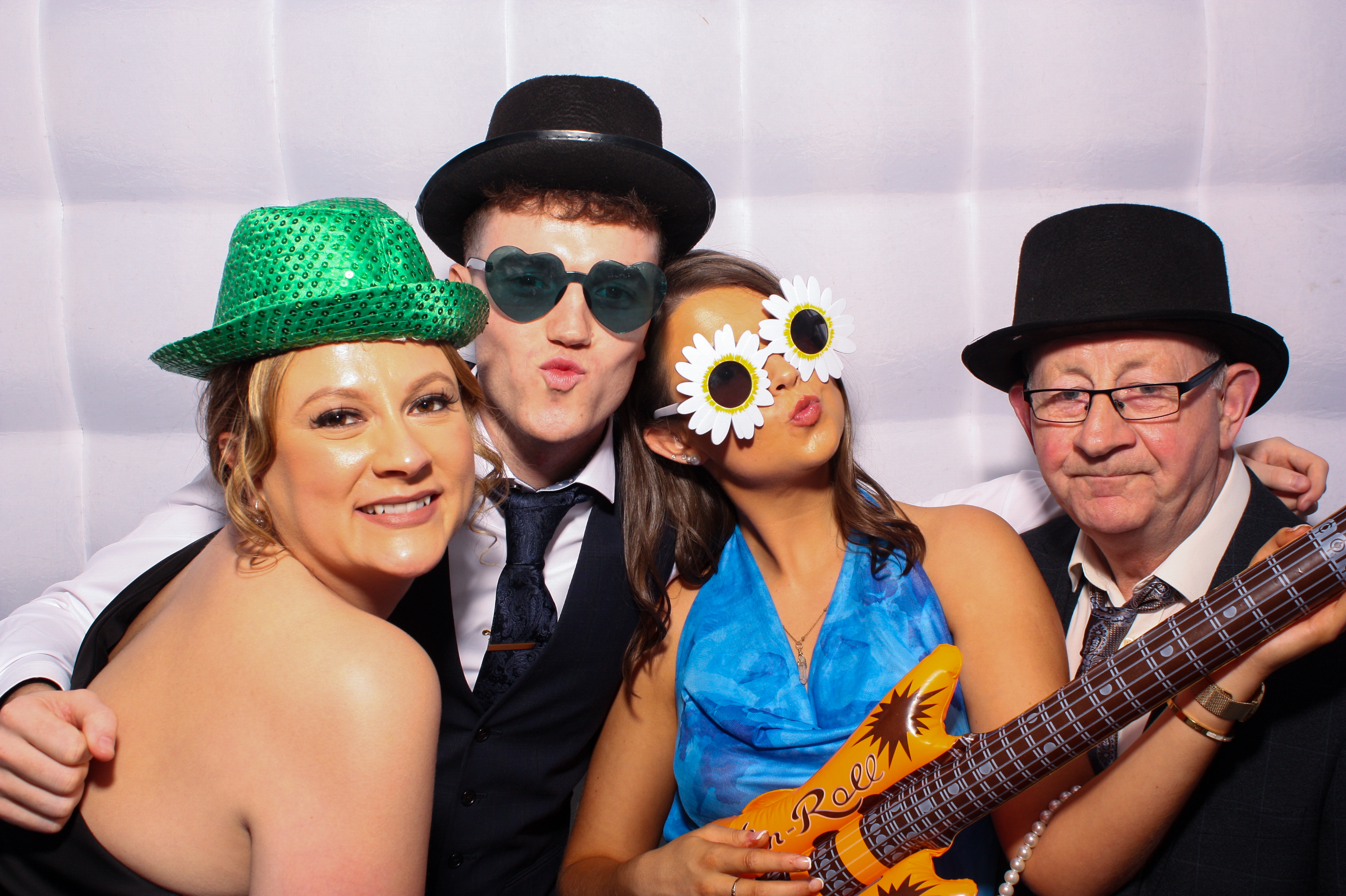 Laura & Jason's Wedding | View more photos from the event at gallery.snapmagic.ie/u/SnapMagic/Laura-Jasons-Wedding