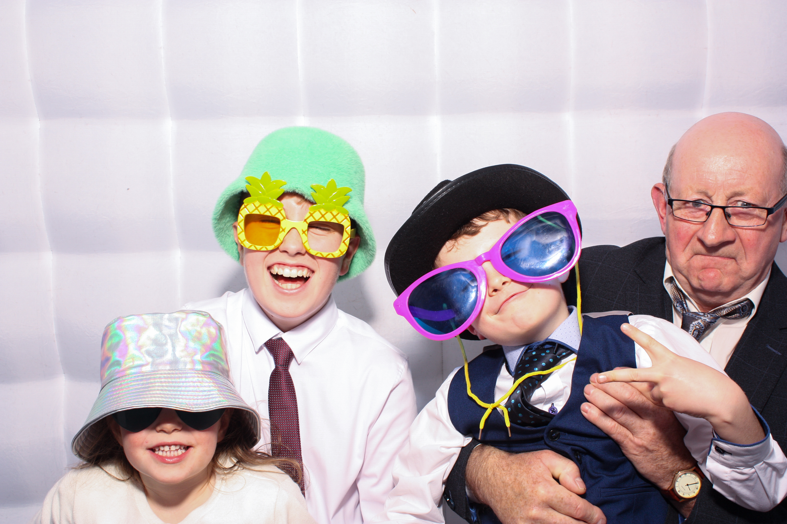 Laura & Jason's Wedding | View more photos from the event at gallery.snapmagic.ie/u/SnapMagic/Laura-Jasons-Wedding