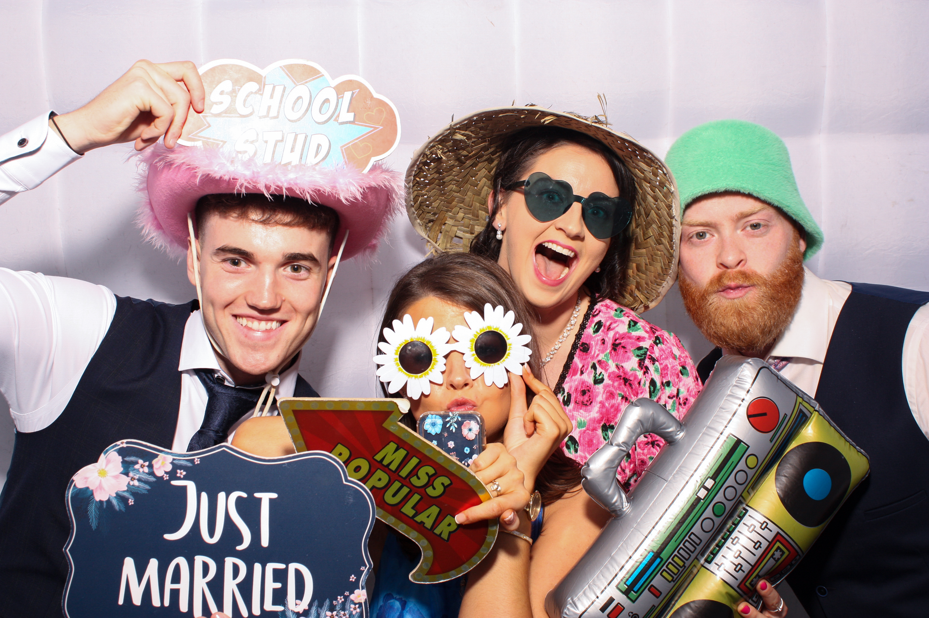 Laura & Jason's Wedding | View more photos from the event at gallery.snapmagic.ie/u/SnapMagic/Laura-Jasons-Wedding
