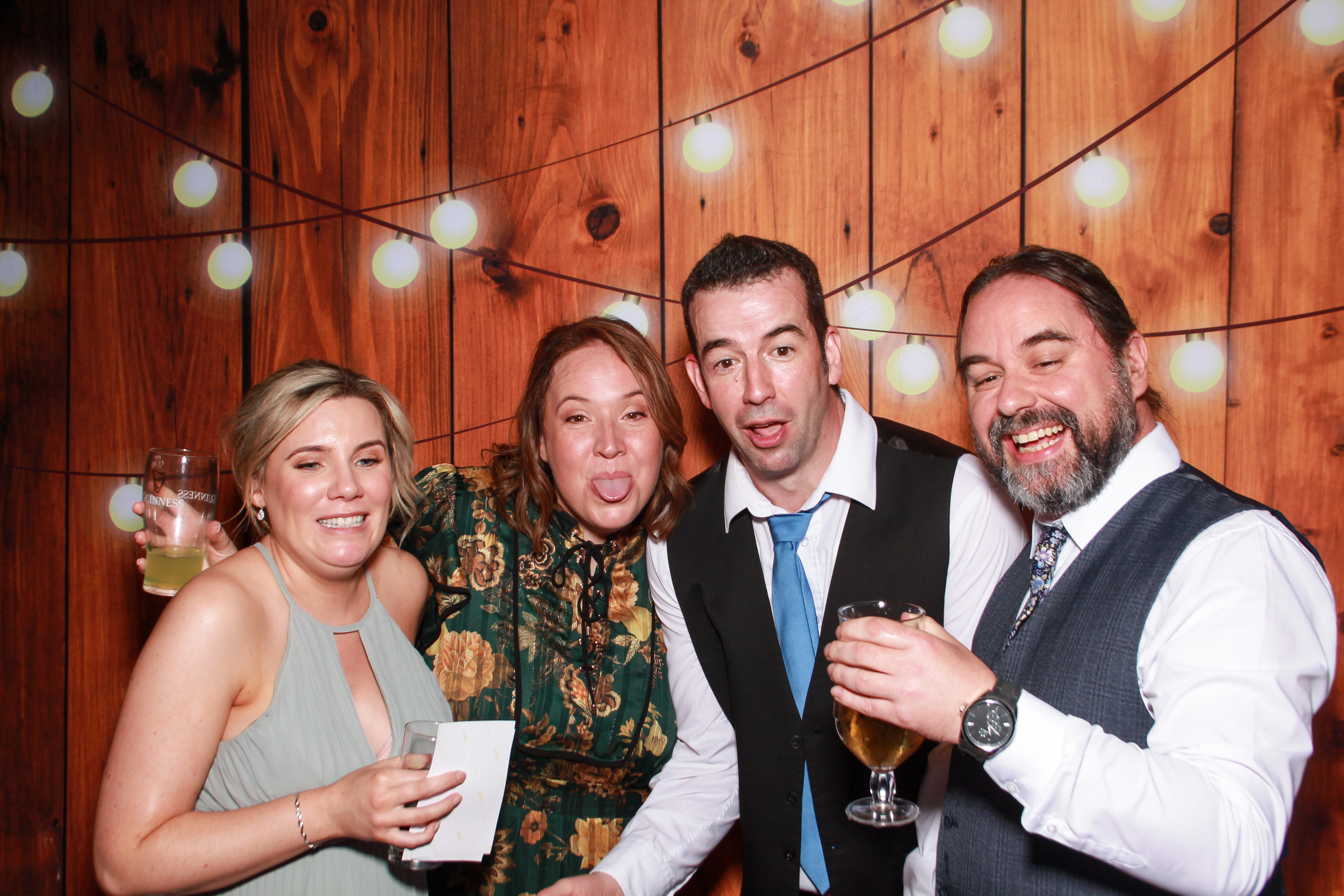 Laura & Jonathan's Wedding | View more photos from the event at gallery.snapmagic.ie/u/SnapMagic/Laura-Jonathans-Wedding
