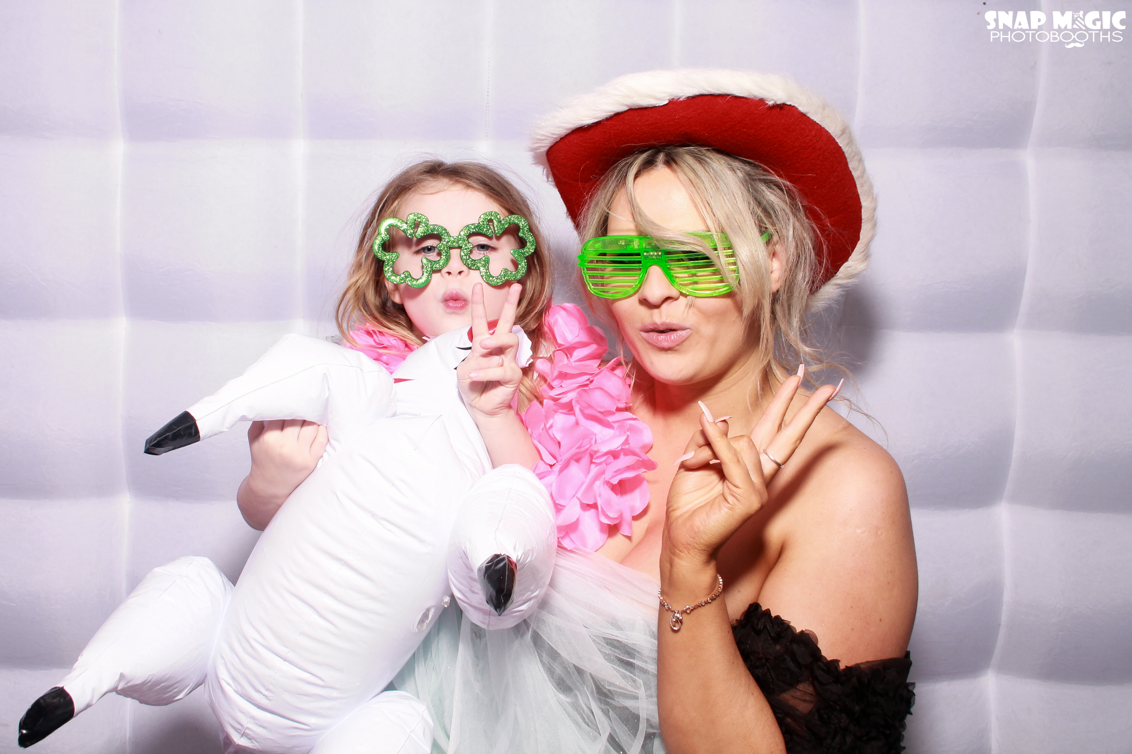 Laura & Liams Wedding | View more photos from the event at gallery.snapmagic.ie/u/SnapMagic/Laura-Liams-Wedding