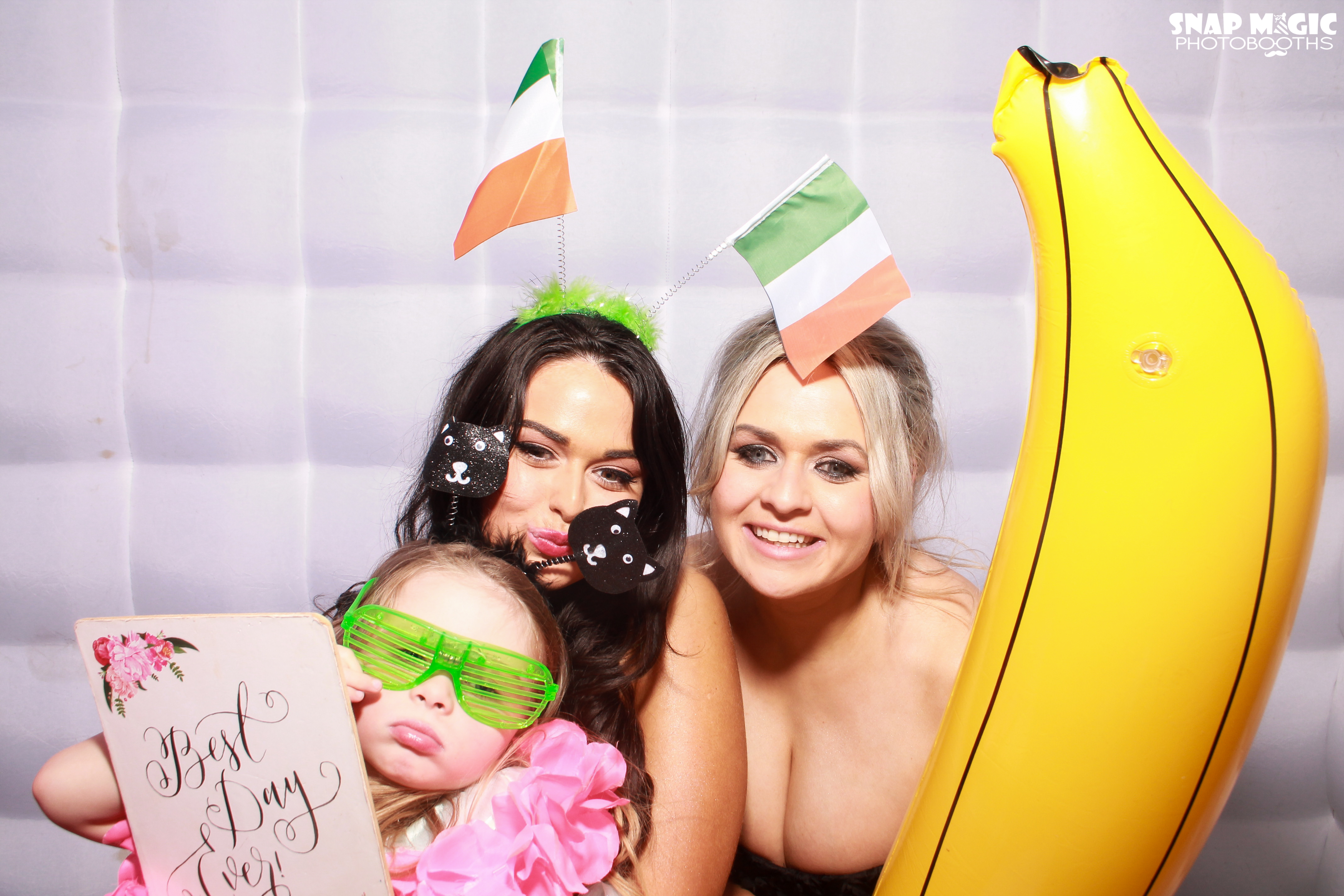 Laura & Liams Wedding | View more photos from the event at gallery.snapmagic.ie/u/SnapMagic/Laura-Liams-Wedding