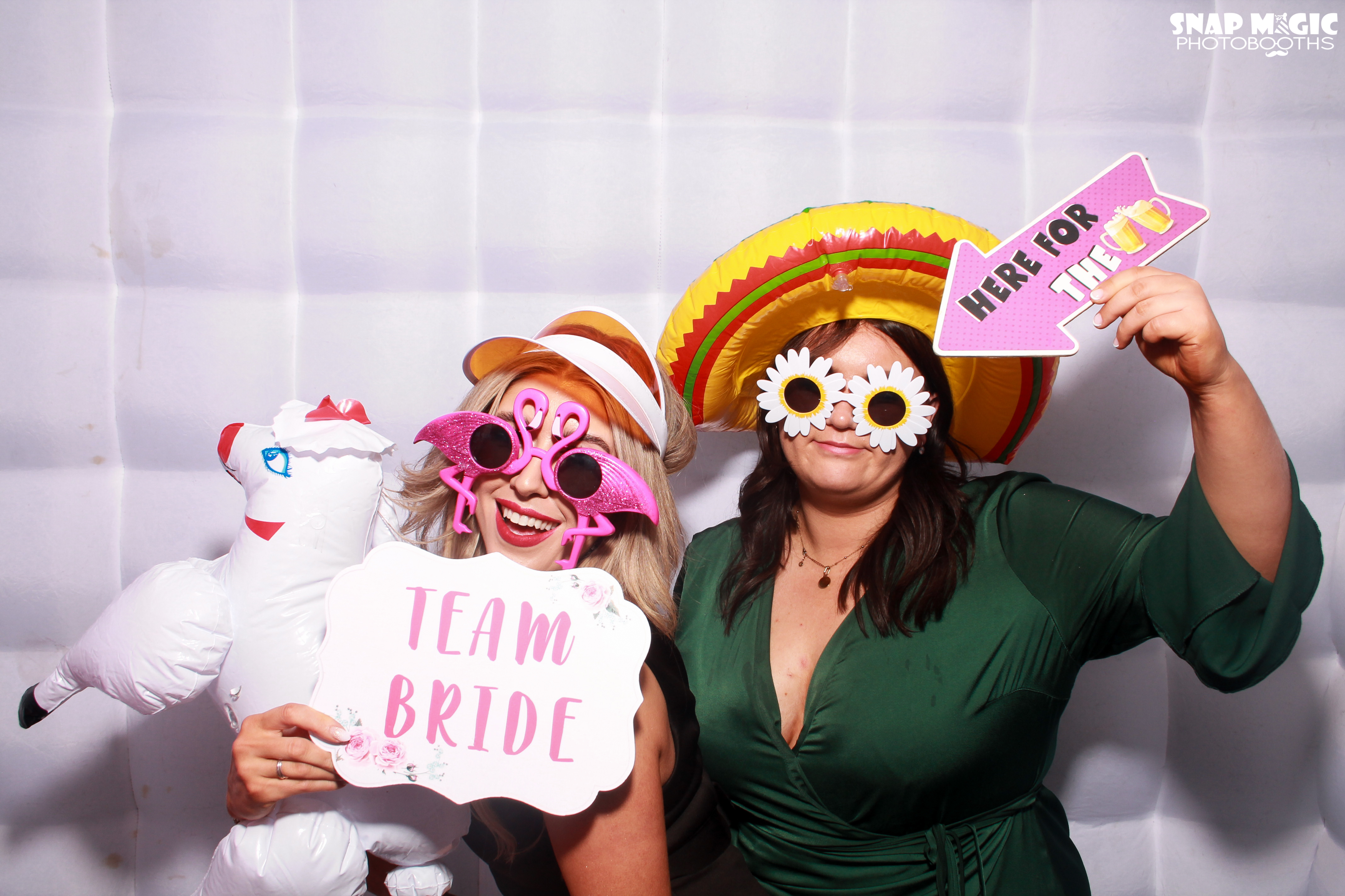 Laura & Liams Wedding | View more photos from the event at gallery.snapmagic.ie/u/SnapMagic/Laura-Liams-Wedding