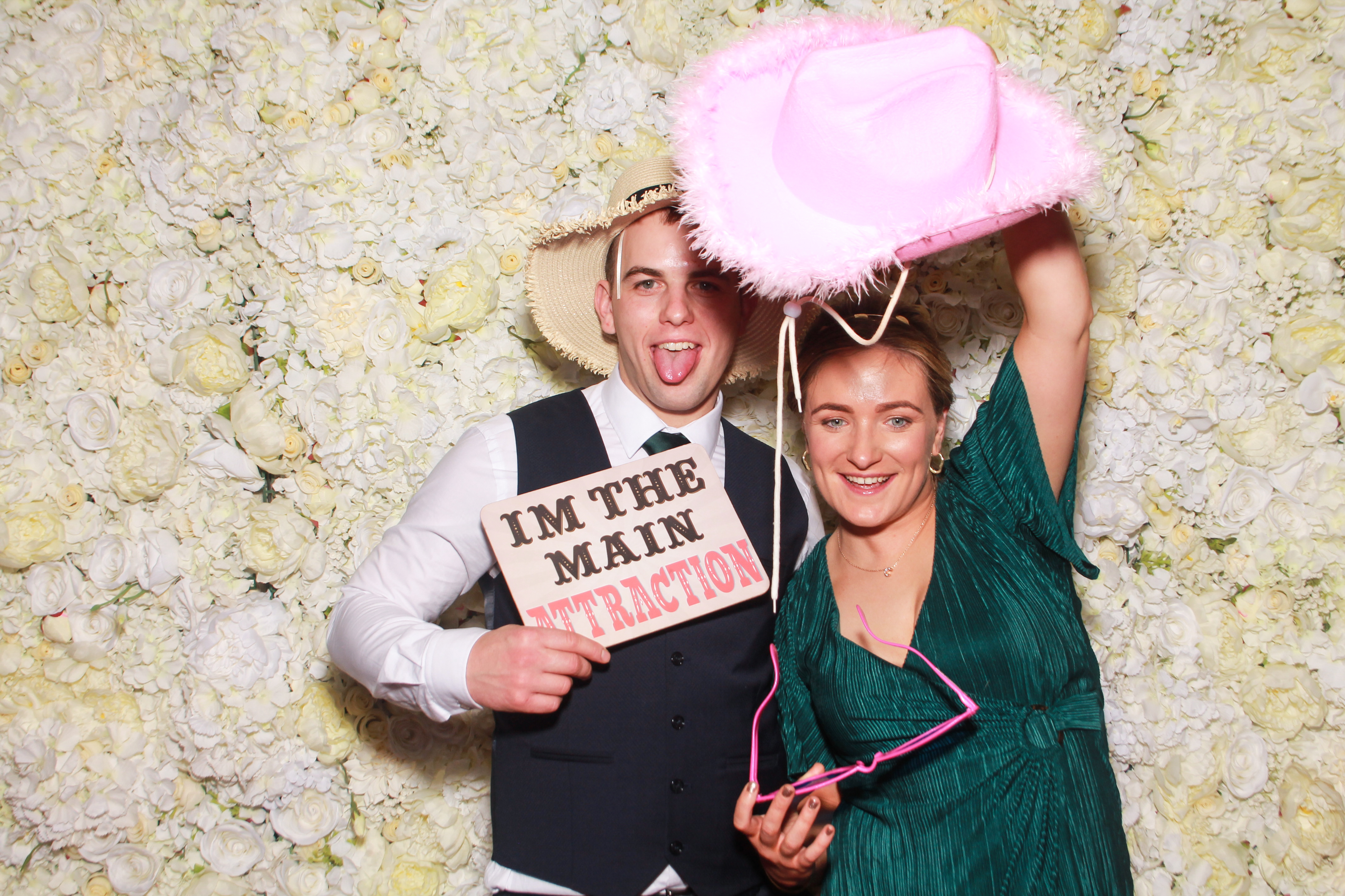 Lorraine & Neil's Wedding | View more photos from the event at gallery.snapmagic.ie/u/SnapMagic/Lorraine-Neils-Wedding
