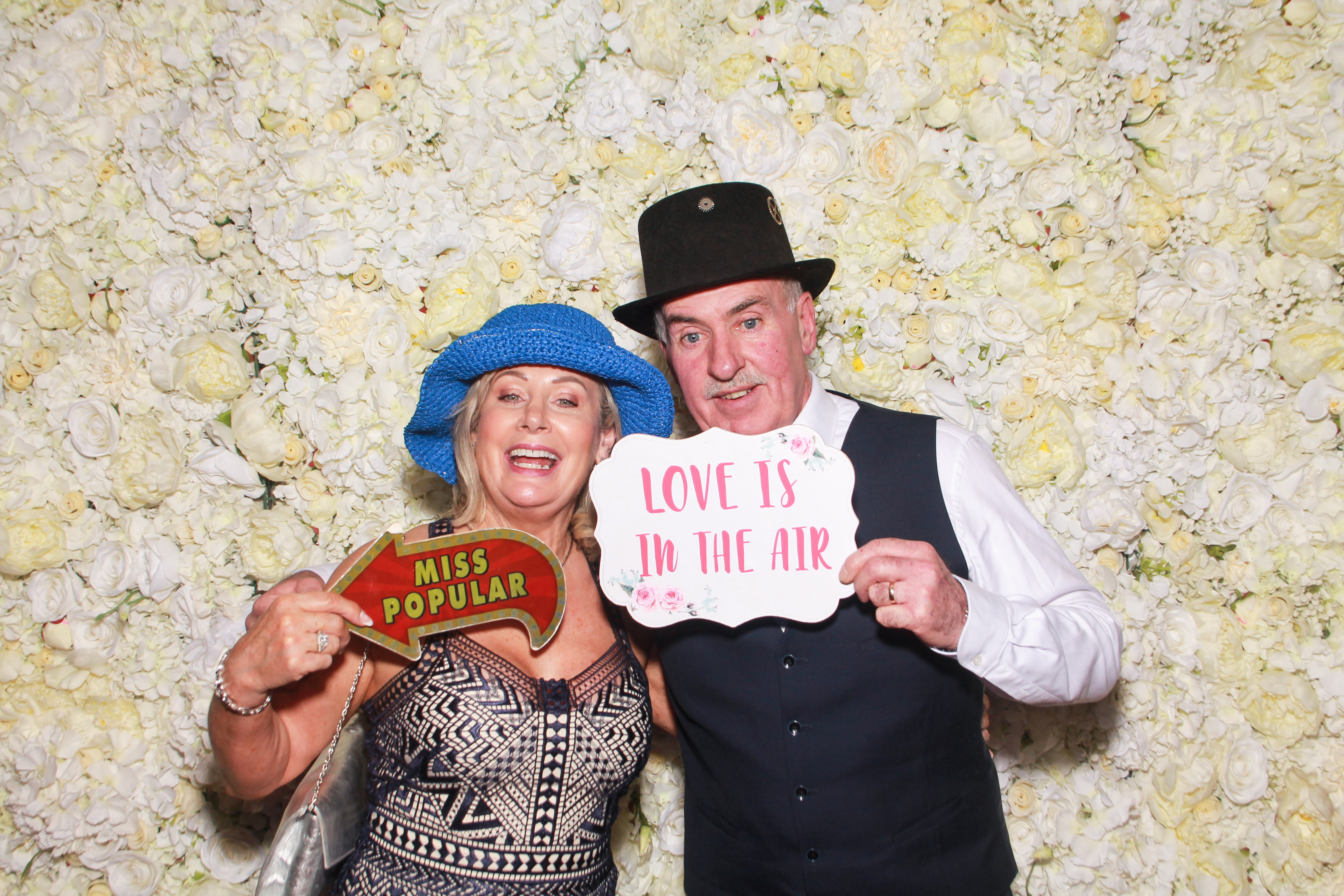 Lorraine & Neil's Wedding | View more photos from the event at gallery.snapmagic.ie/u/SnapMagic/Lorraine-Neils-Wedding