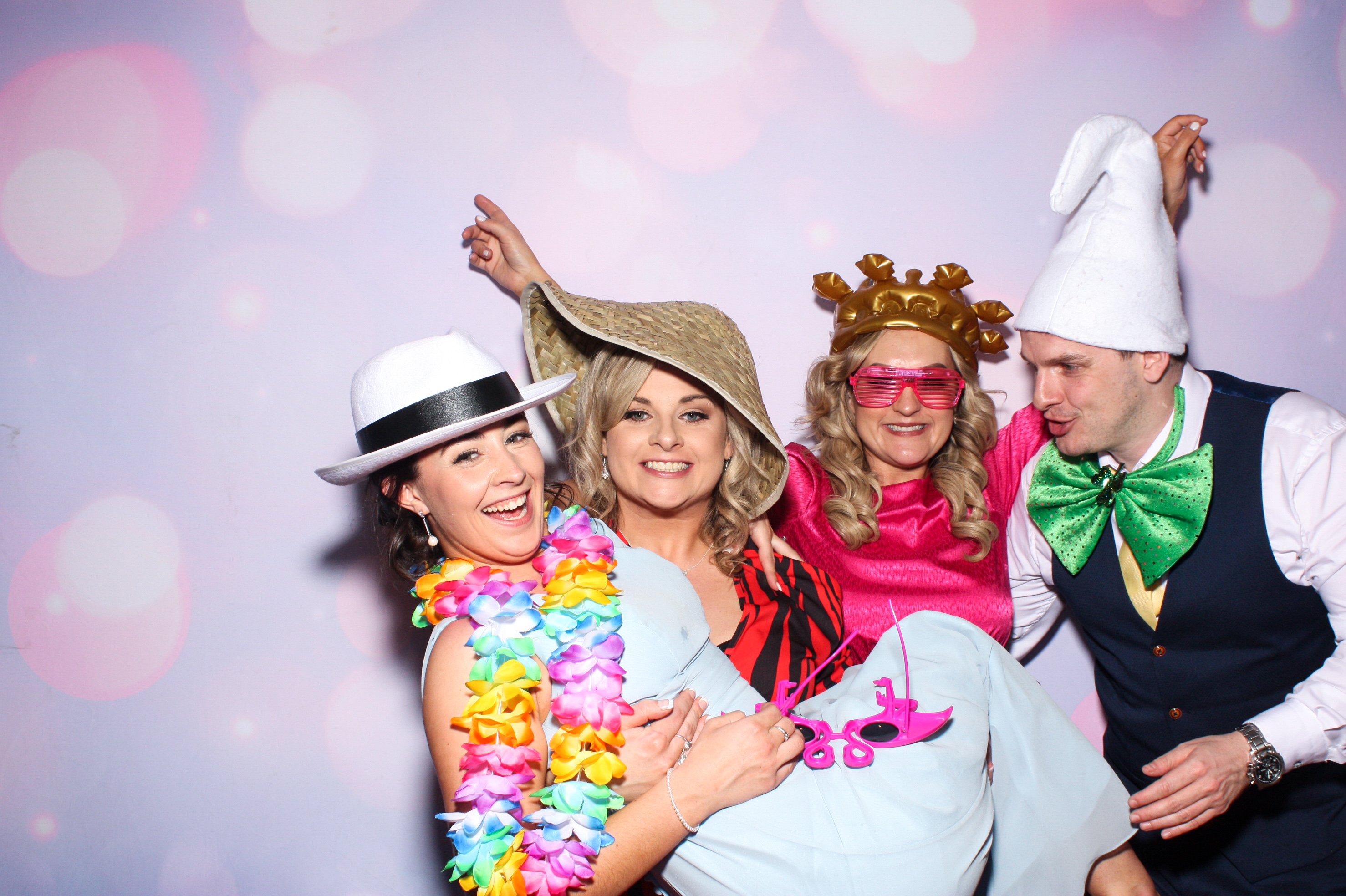 Megan & Cathals Wedding | View more photos from the event at gallery.snapmagic.ie/u/SnapMagic/Megan-Cathals-Wedding
