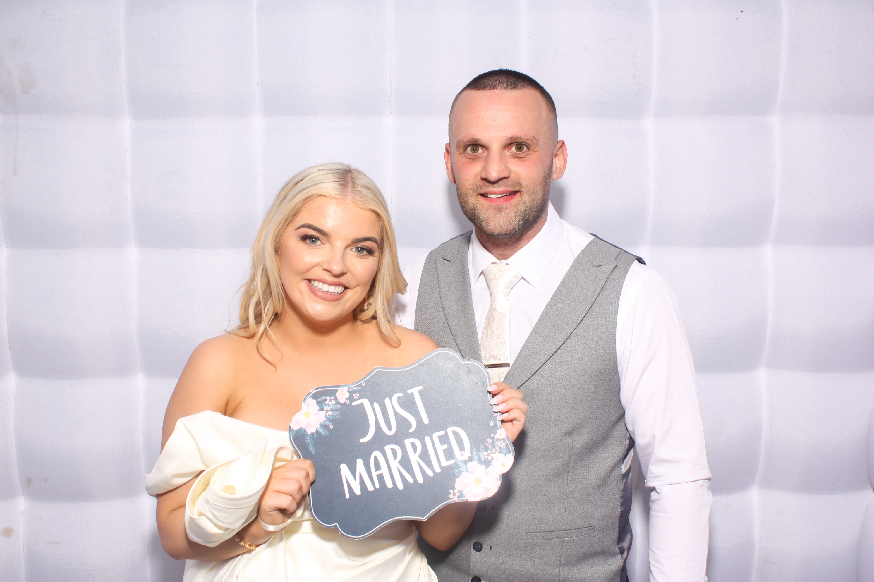 Rachel & Cian's Wedding | View more photos from the event at gallery.snapmagic.ie/u/SnapMagic/Rachel-Cians-Wedding
