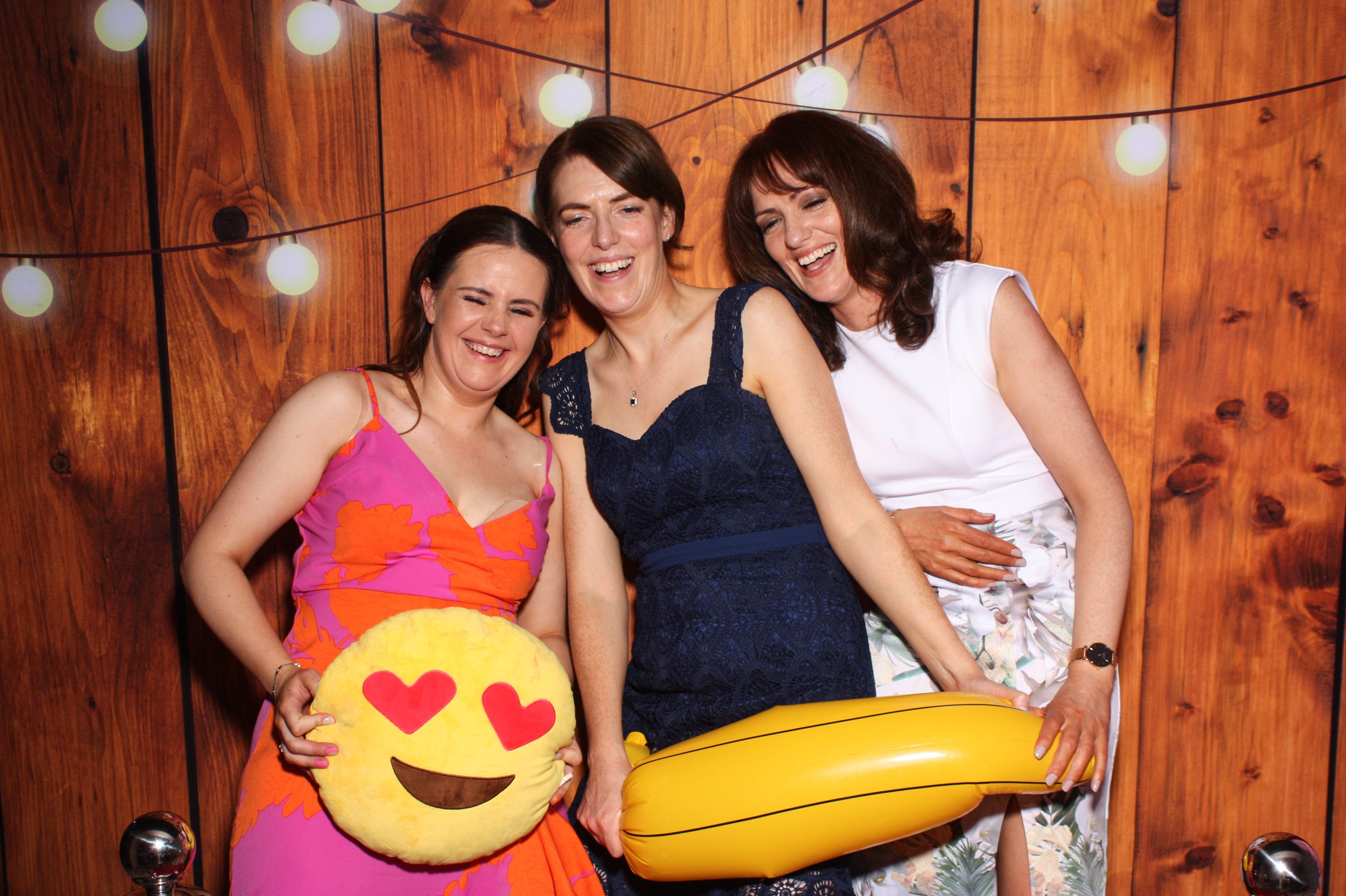 Rachel & Mark's Wedding | View more photos from the event at gallery.snapmagic.ie/u/SnapMagic/Rachel-Marks-Wedding