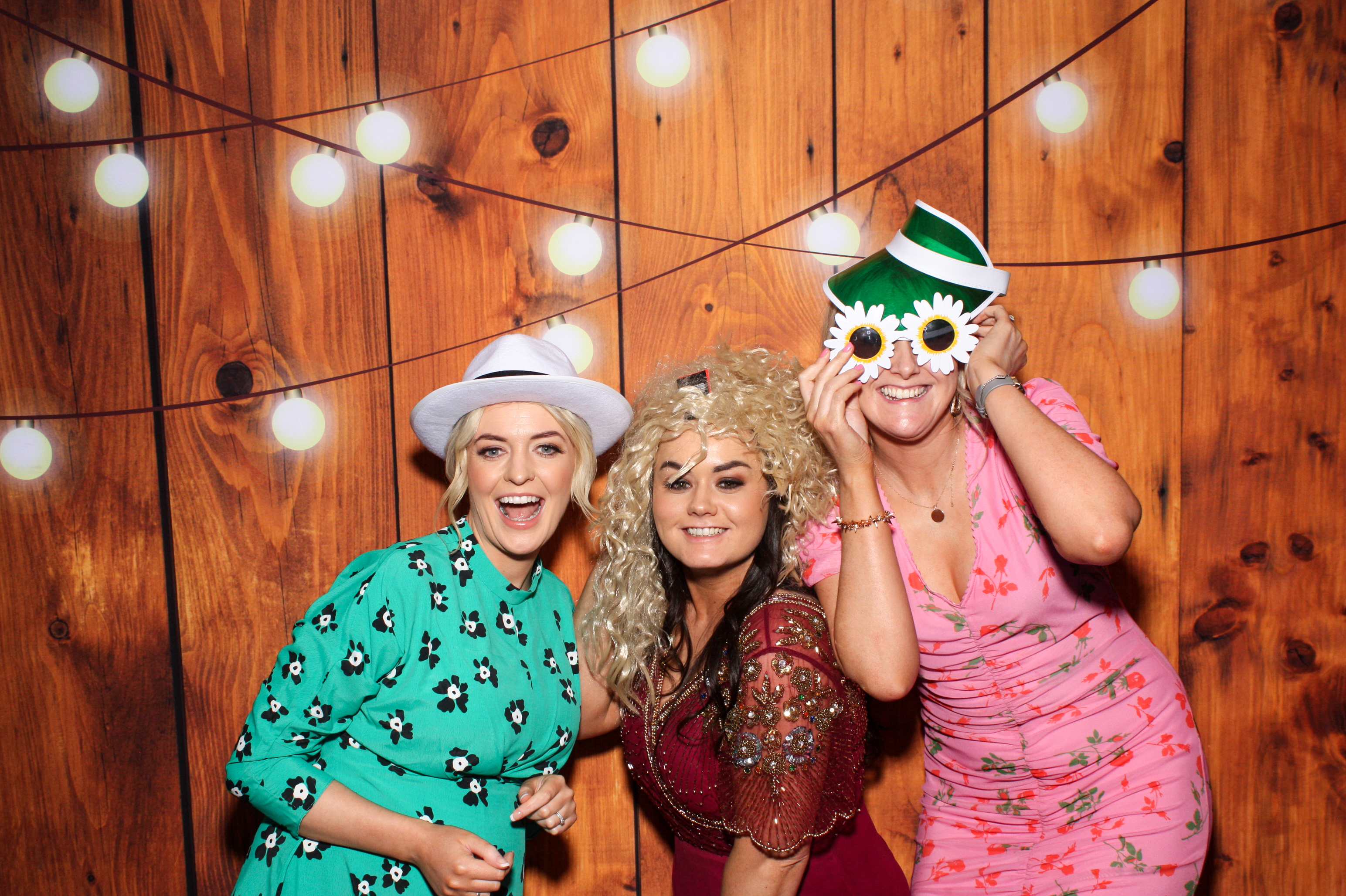 Shauna & Kevins Wedding | View more photos from the event at gallery.snapmagic.ie/u/SnapMagic/Shauna-Kevins-Wedding