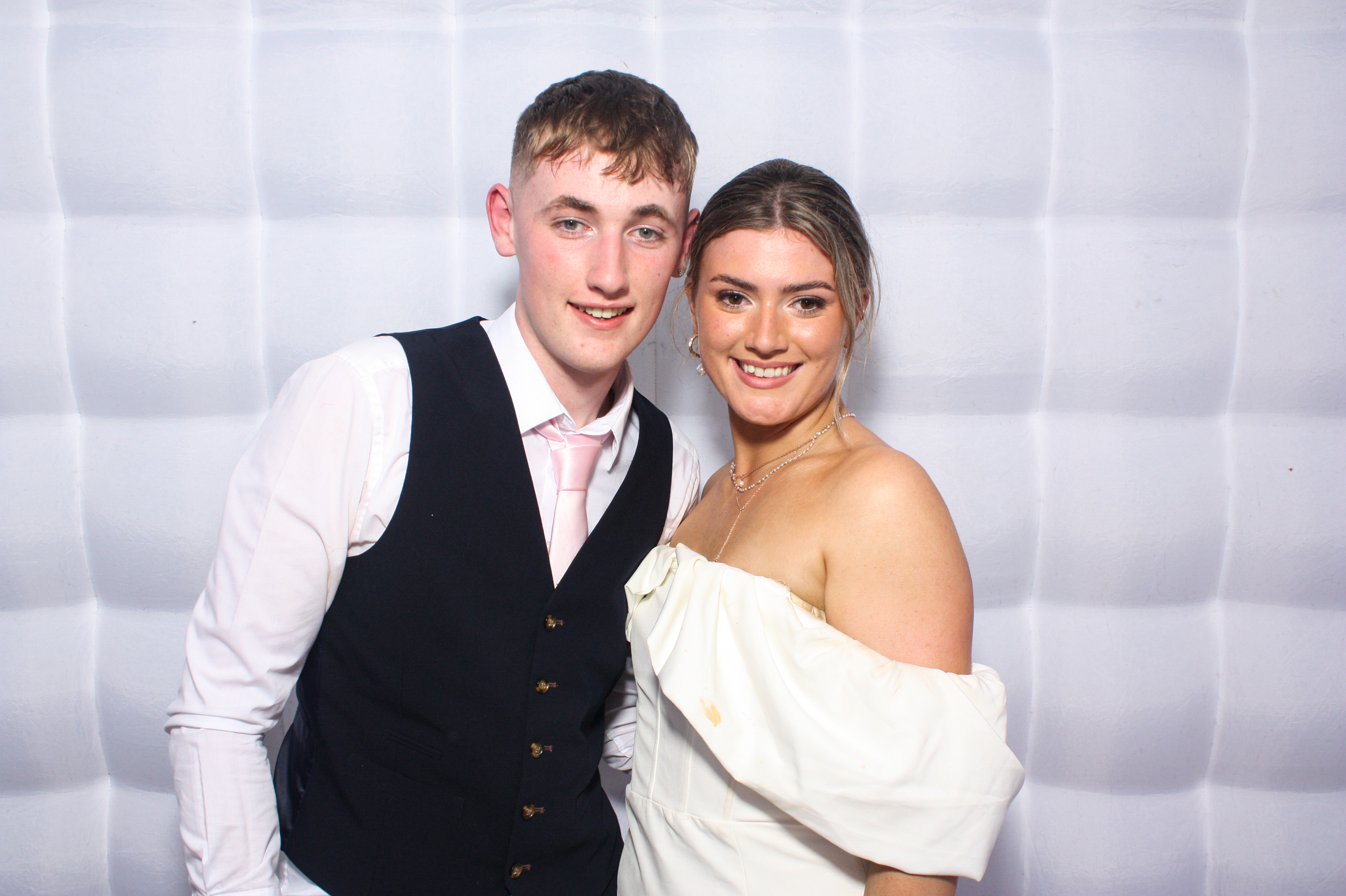 St.Louis CS Debs | View more photos from the event at gallery.snapmagic.ie/u/SnapMagic/StLouis-CS-Debs