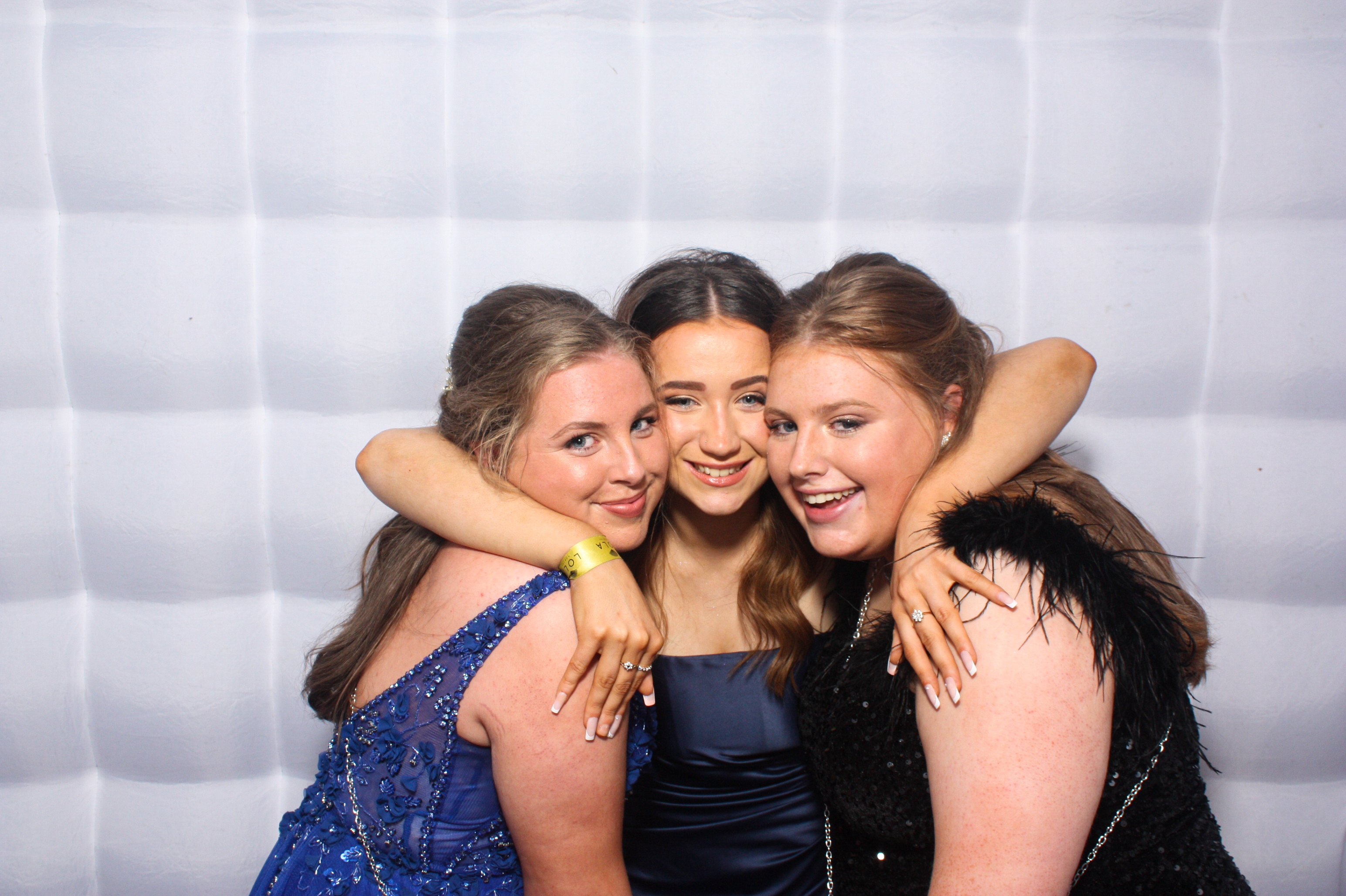 St.Louis CS Debs | View more photos from the event at gallery.snapmagic.ie/u/SnapMagic/StLouis-CS-Debs