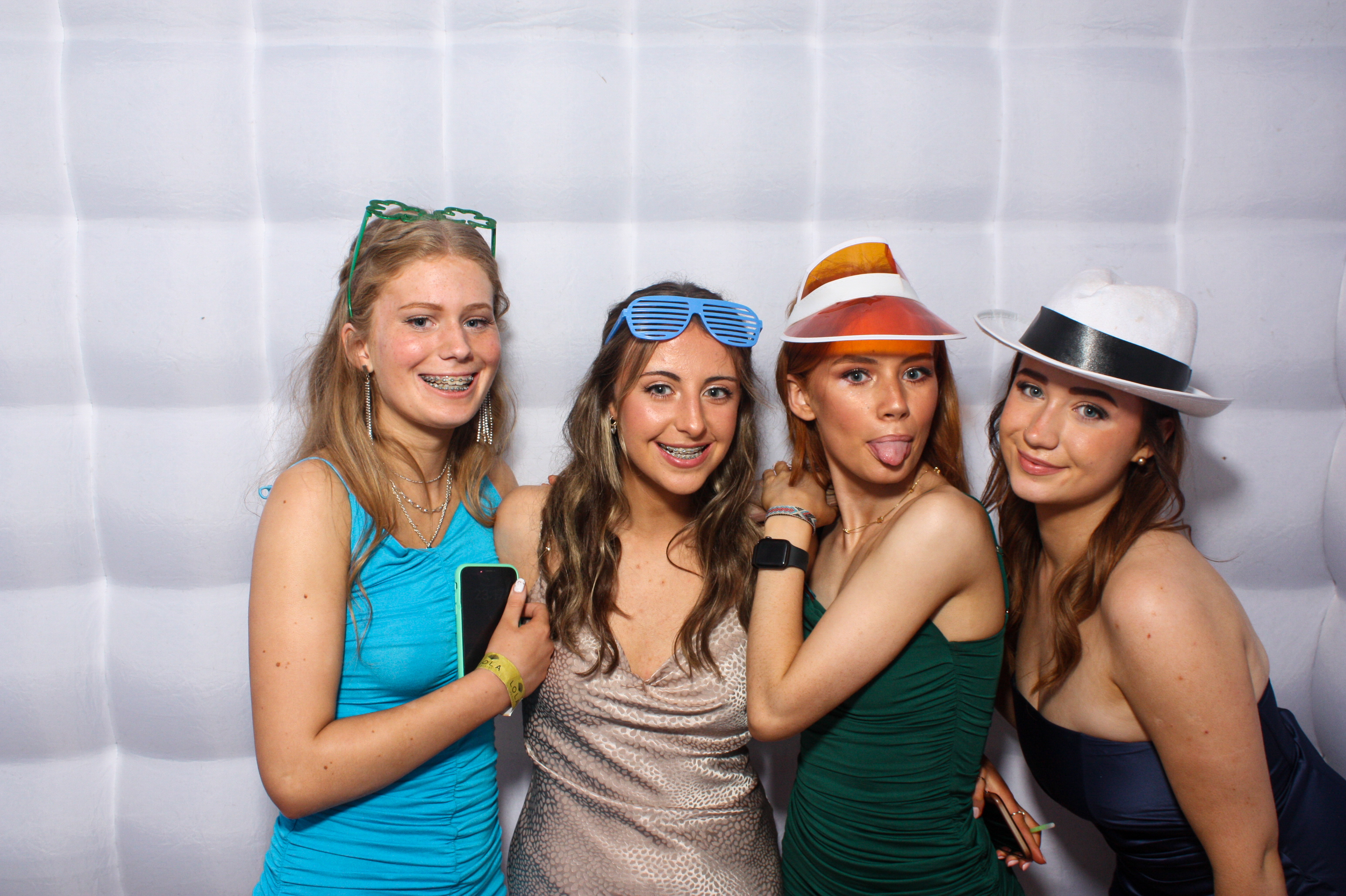 St.Louis CS Debs | View more photos from the event at gallery.snapmagic.ie/u/SnapMagic/StLouis-CS-Debs