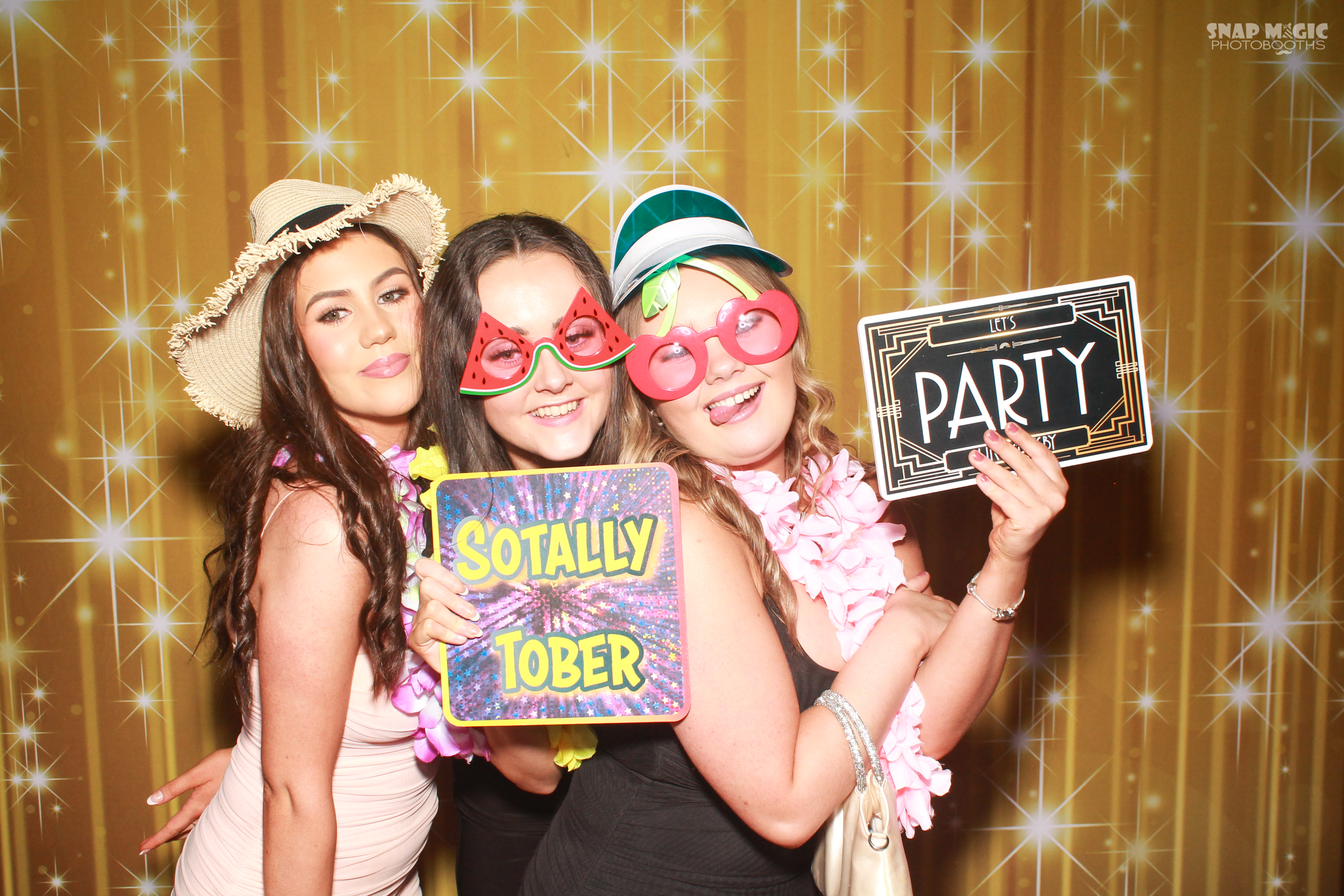 ATU Student Union Ball 2024 | View more photos from the event at gallery.snapmagic.ie/u/SnapMagic/ATU-Student-Union-Ball-2024