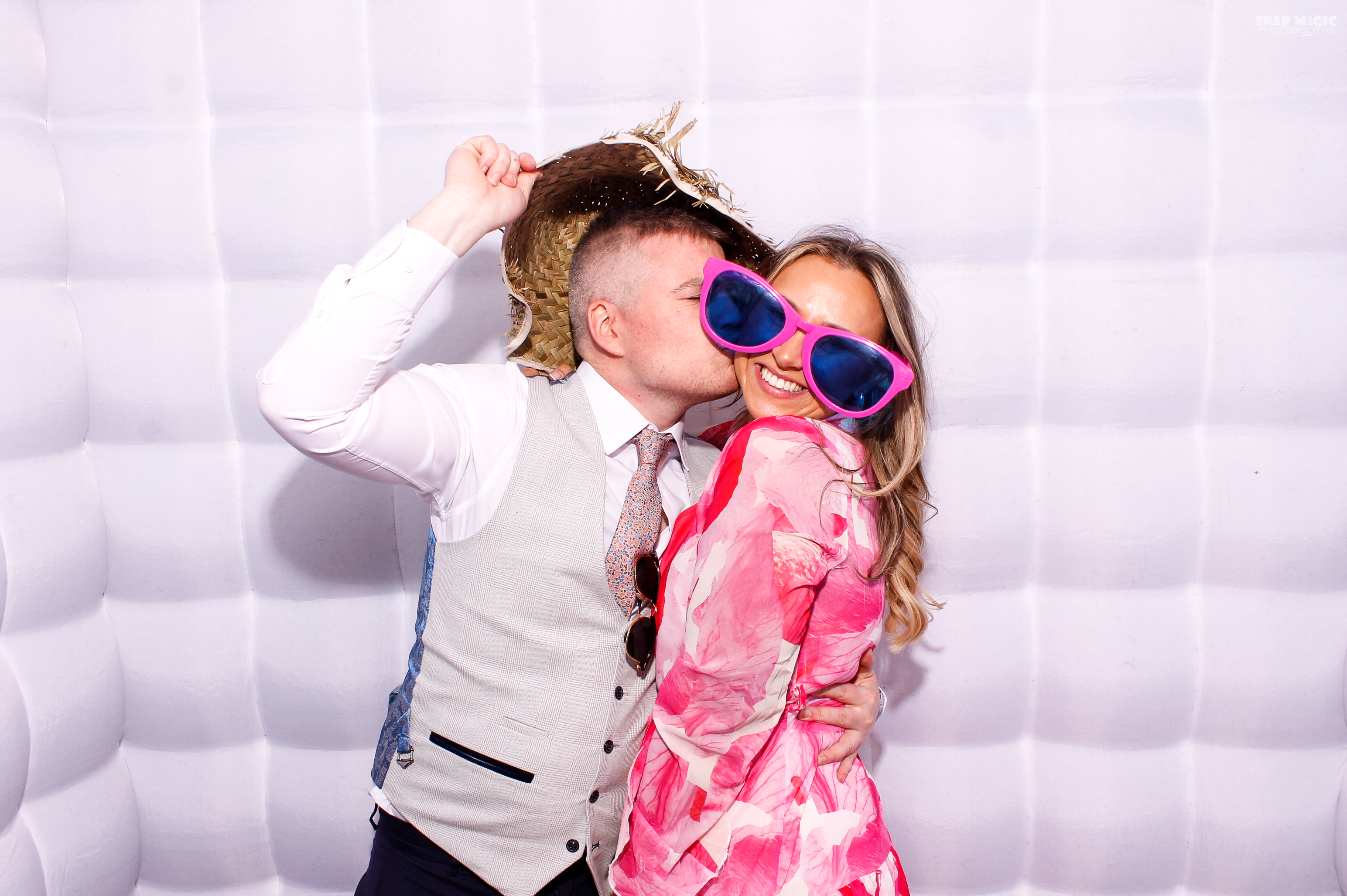Amy & Leo's Wedding | View more photos from the event at gallery.snapmagic.ie/u/SnapMagic/Amy-Leos-Wedding