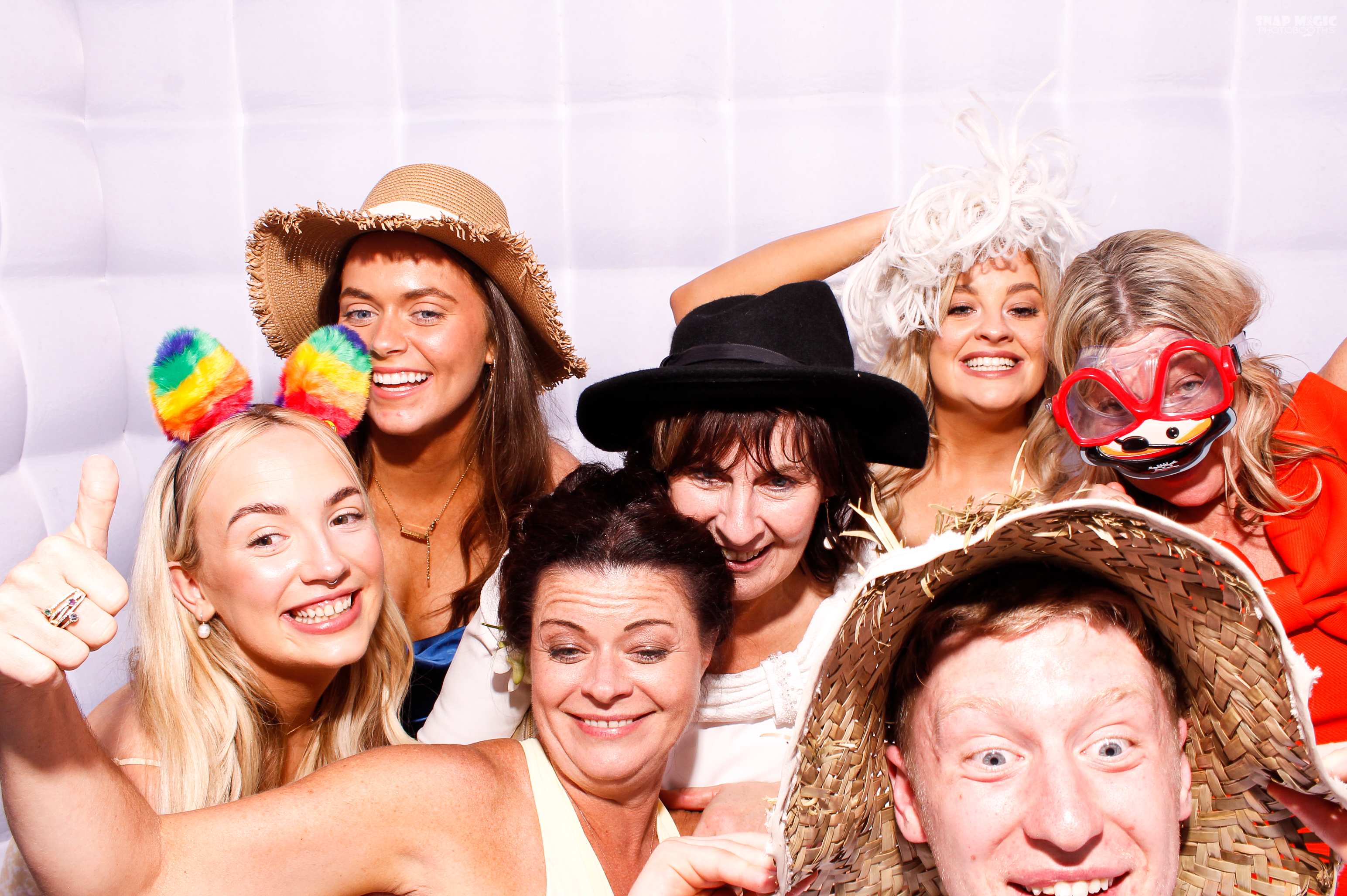 Amy & Leo's Wedding | View more photos from the event at gallery.snapmagic.ie/u/SnapMagic/Amy-Leos-Wedding