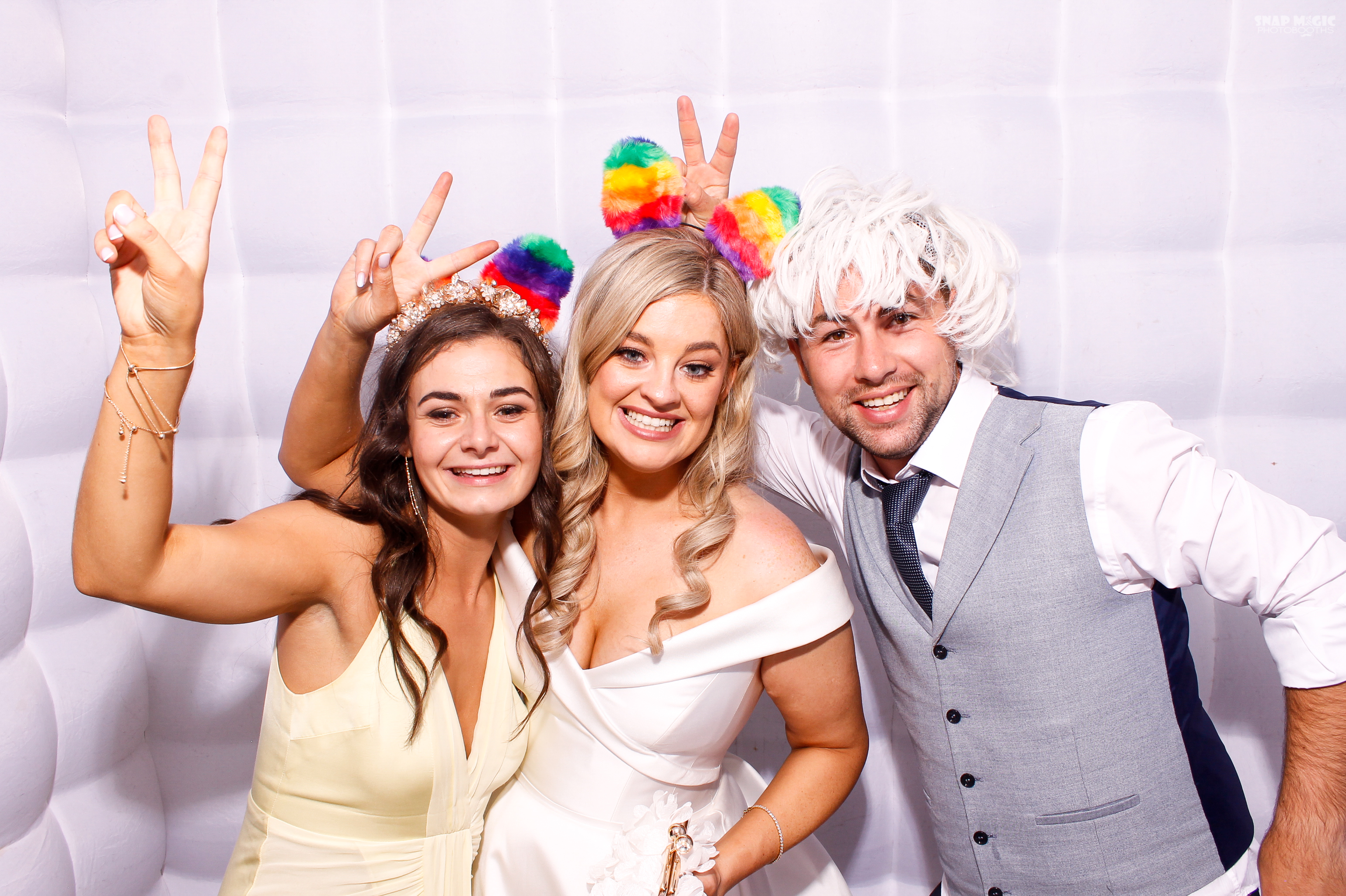 Amy & Leo's Wedding | View more photos from the event at gallery.snapmagic.ie/u/SnapMagic/Amy-Leos-Wedding