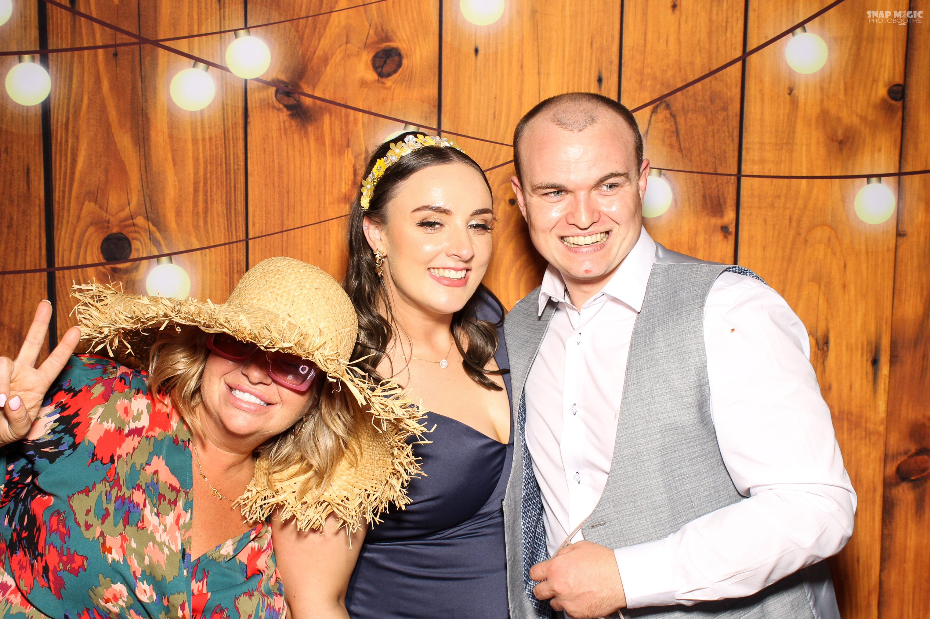 Ashling & Stephen's Wedding | View more photos from the event at gallery.snapmagic.ie/u/SnapMagic/Ashling-Stephens-Wedding