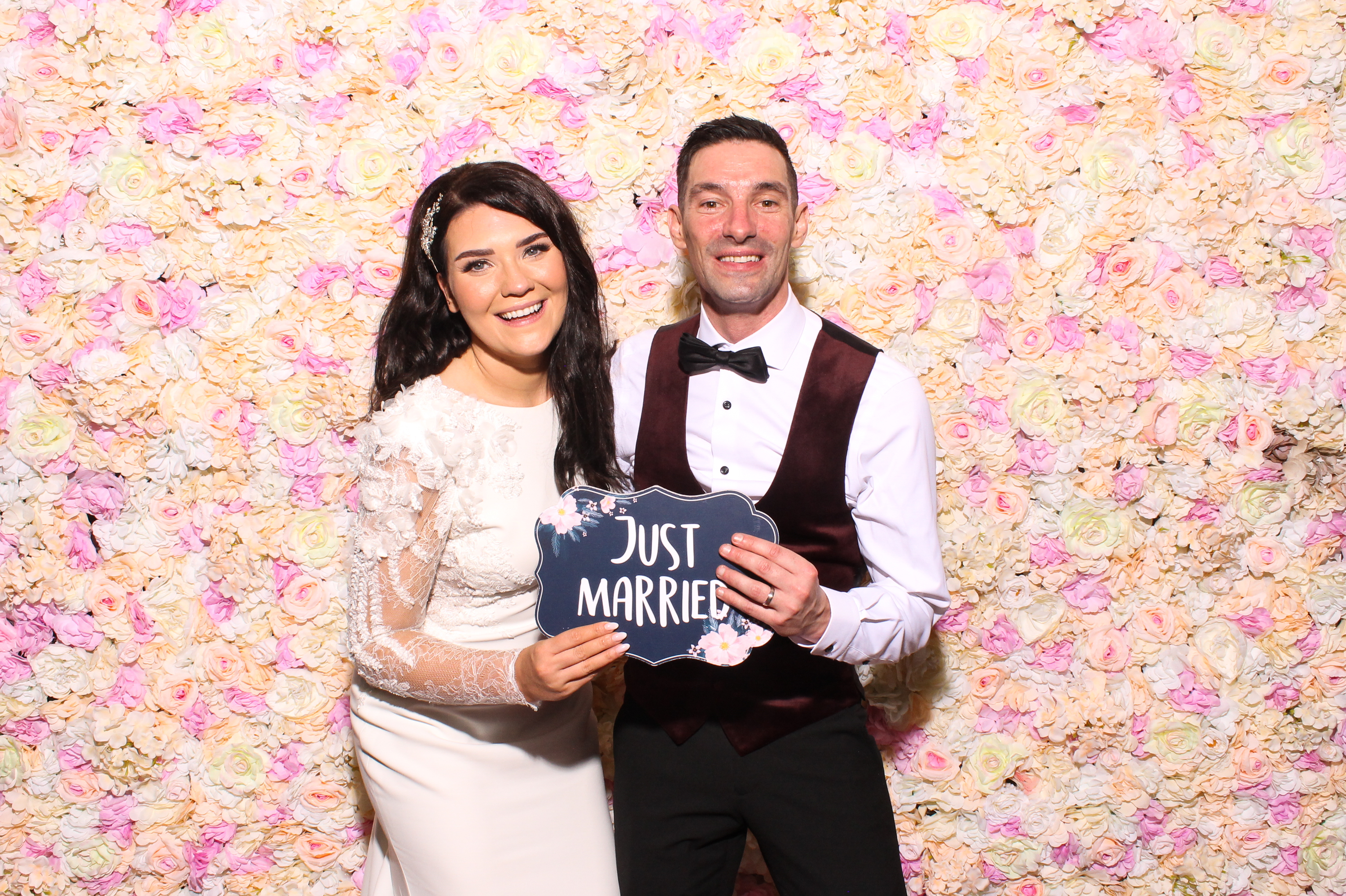 Caroline & Enda's Wedding | View more photos from the event at gallery.snapmagic.ie/u/SnapMagic/Caroline-Endas-Wedding