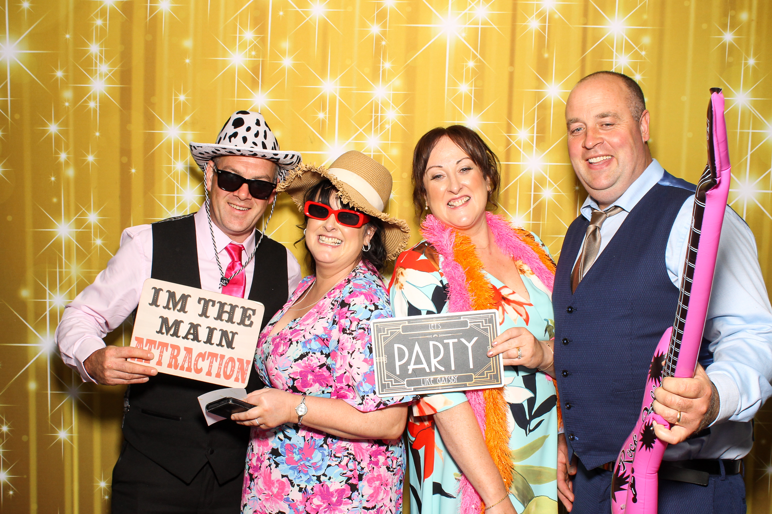 Cathy & Martin's Wedding | View more photos from the event at gallery.snapmagic.ie/u/SnapMagic/Cathy-Martins-Wedding
