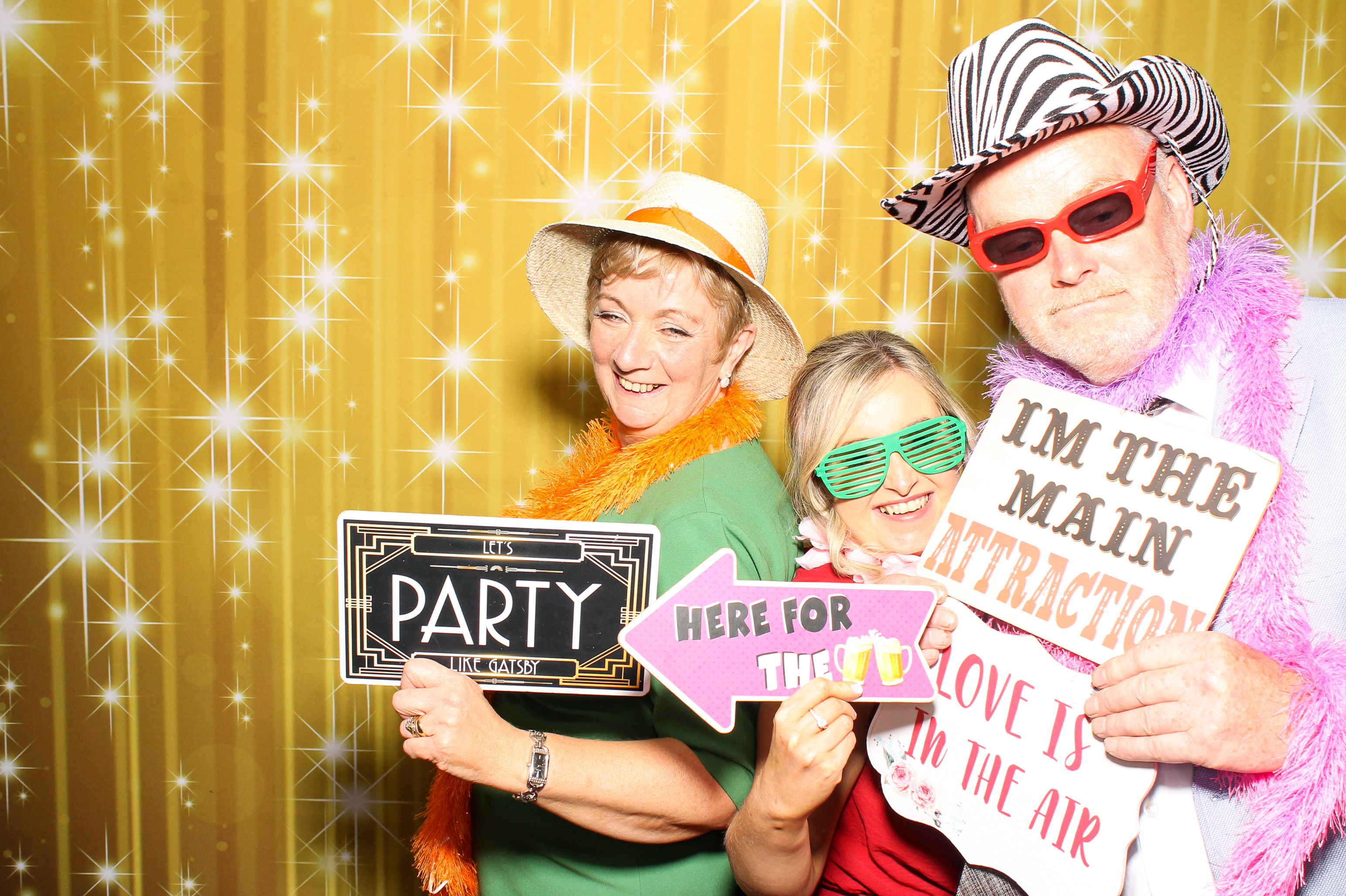 Cathy & Martin's Wedding | View more photos from the event at gallery.snapmagic.ie/u/SnapMagic/Cathy-Martins-Wedding