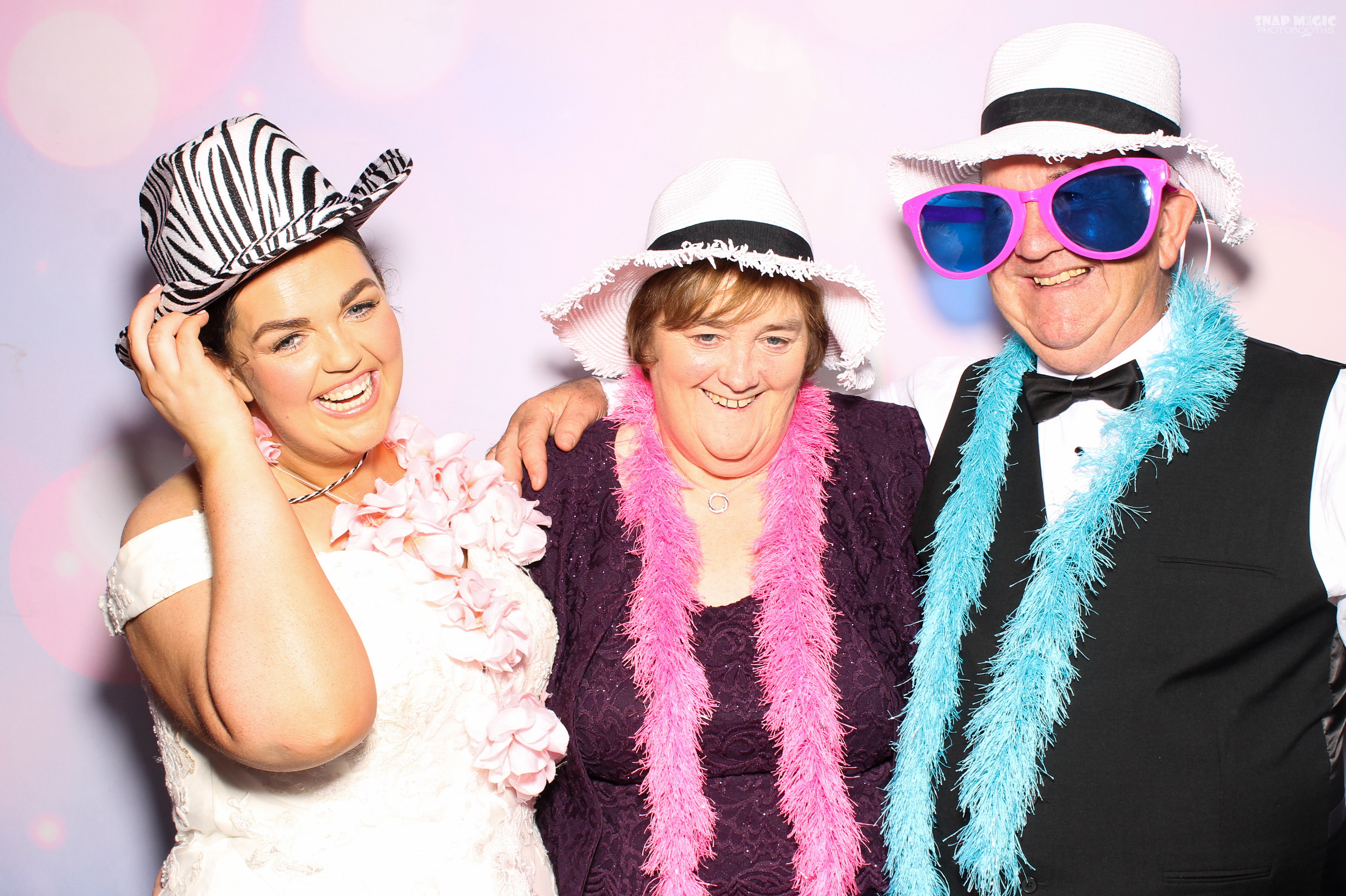 Catriona & Jonathan's Wedding | View more photos from the event at gallery.snapmagic.ie/u/SnapMagic/Catriona-Jonathans-Wedding