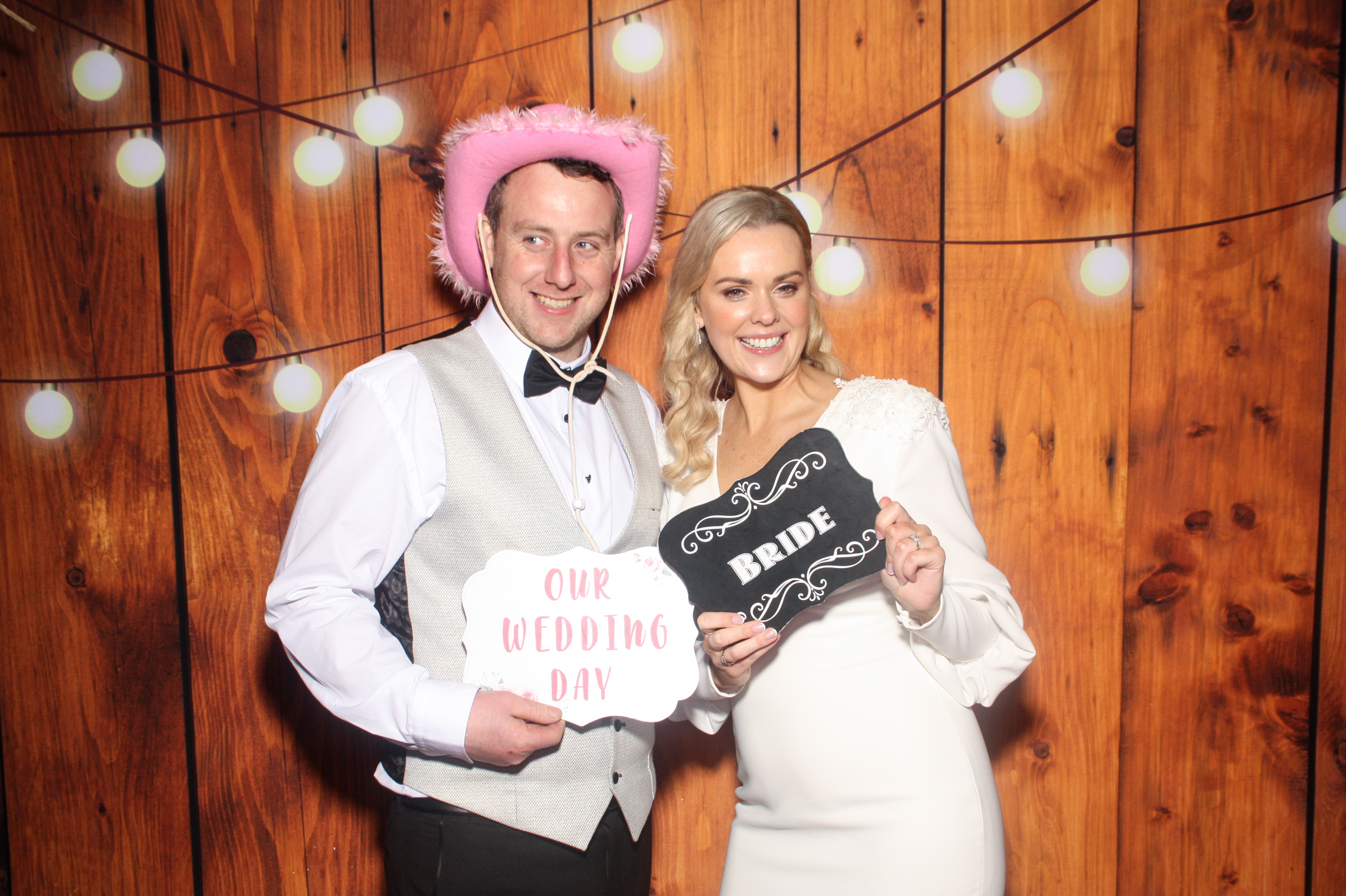 Claire & David's Wedding | View more photos from the event at gallery.snapmagic.ie/u/SnapMagic/Claire-Davids-Wedding
