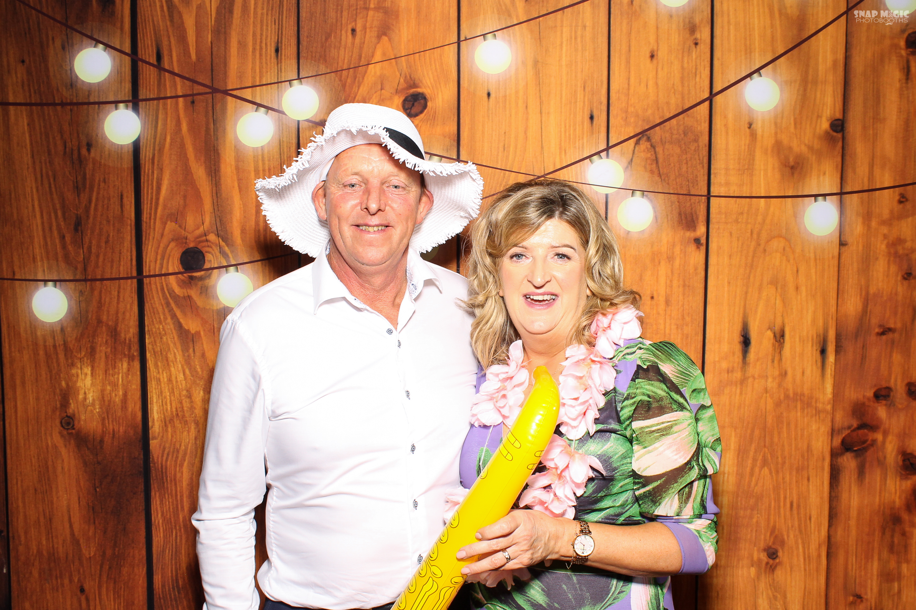 Deirdre & John's Wedding | View more photos from the event at gallery.snapmagic.ie/u/SnapMagic/Deirdre-Johns-Wedding