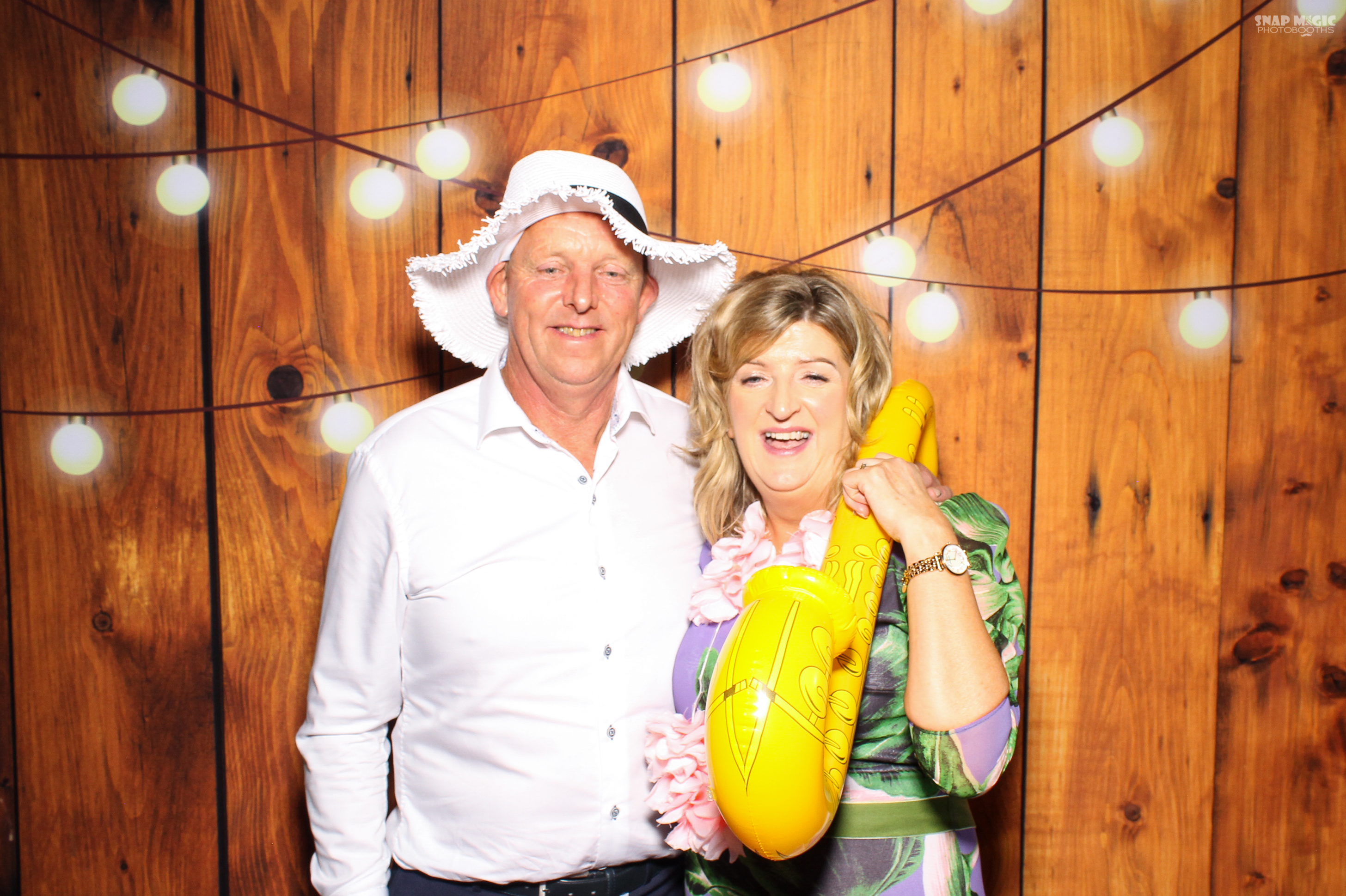 Deirdre & John's Wedding | View more photos from the event at gallery.snapmagic.ie/u/SnapMagic/Deirdre-Johns-Wedding