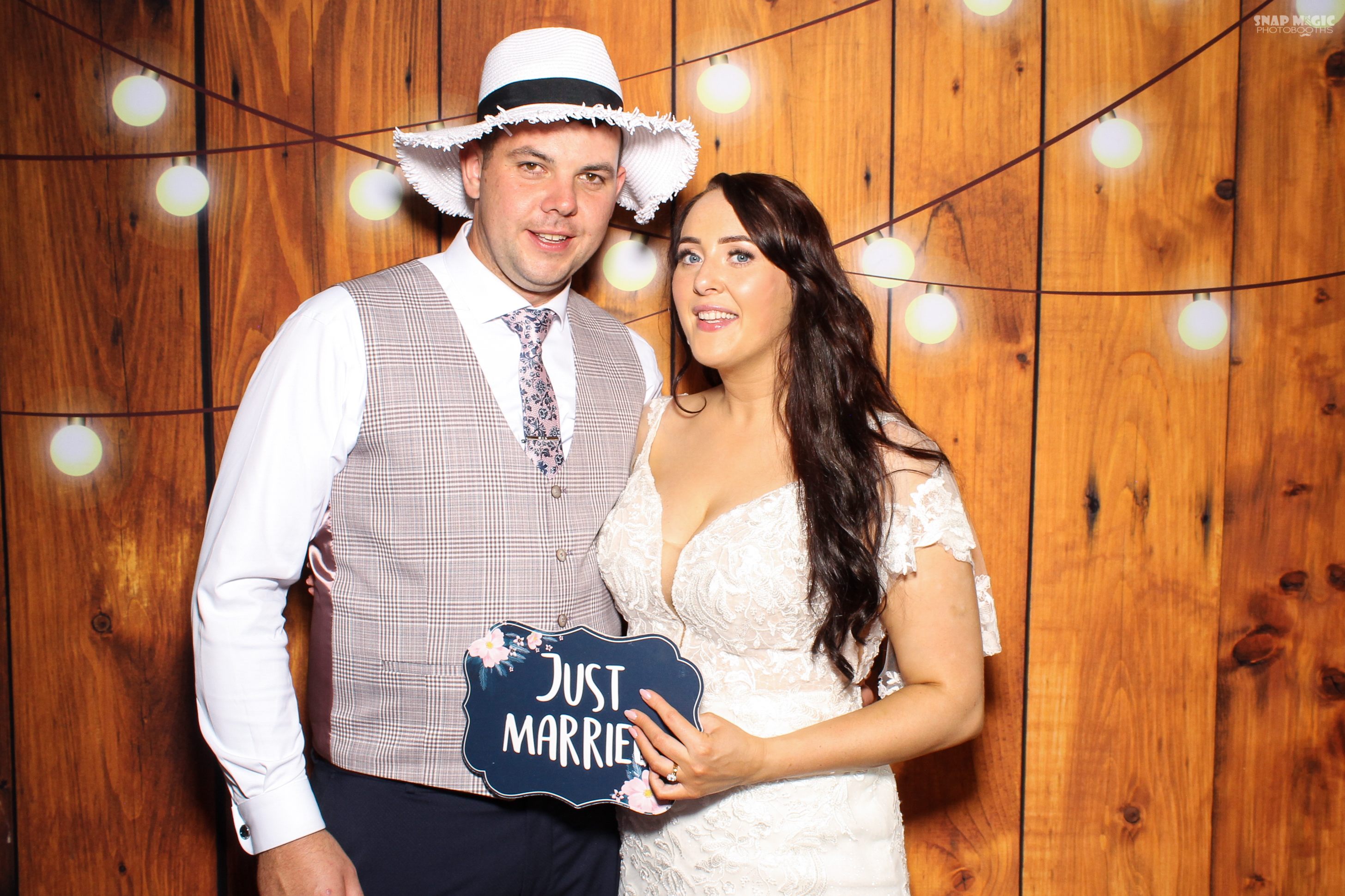 Deirdre & John's Wedding | View more photos from the event at gallery.snapmagic.ie/u/SnapMagic/Deirdre-Johns-Wedding