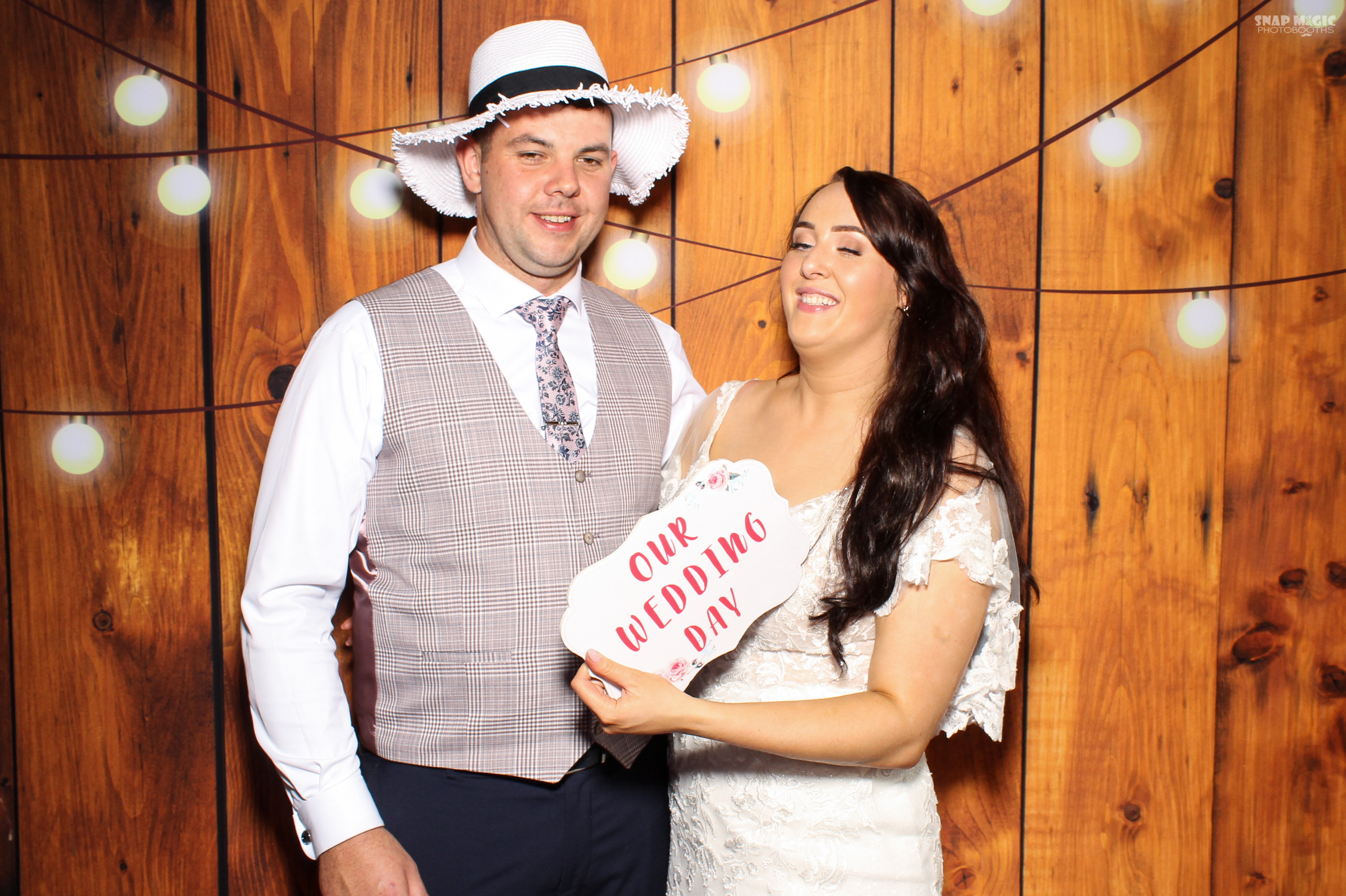 Deirdre & John's Wedding | View more photos from the event at gallery.snapmagic.ie/u/SnapMagic/Deirdre-Johns-Wedding