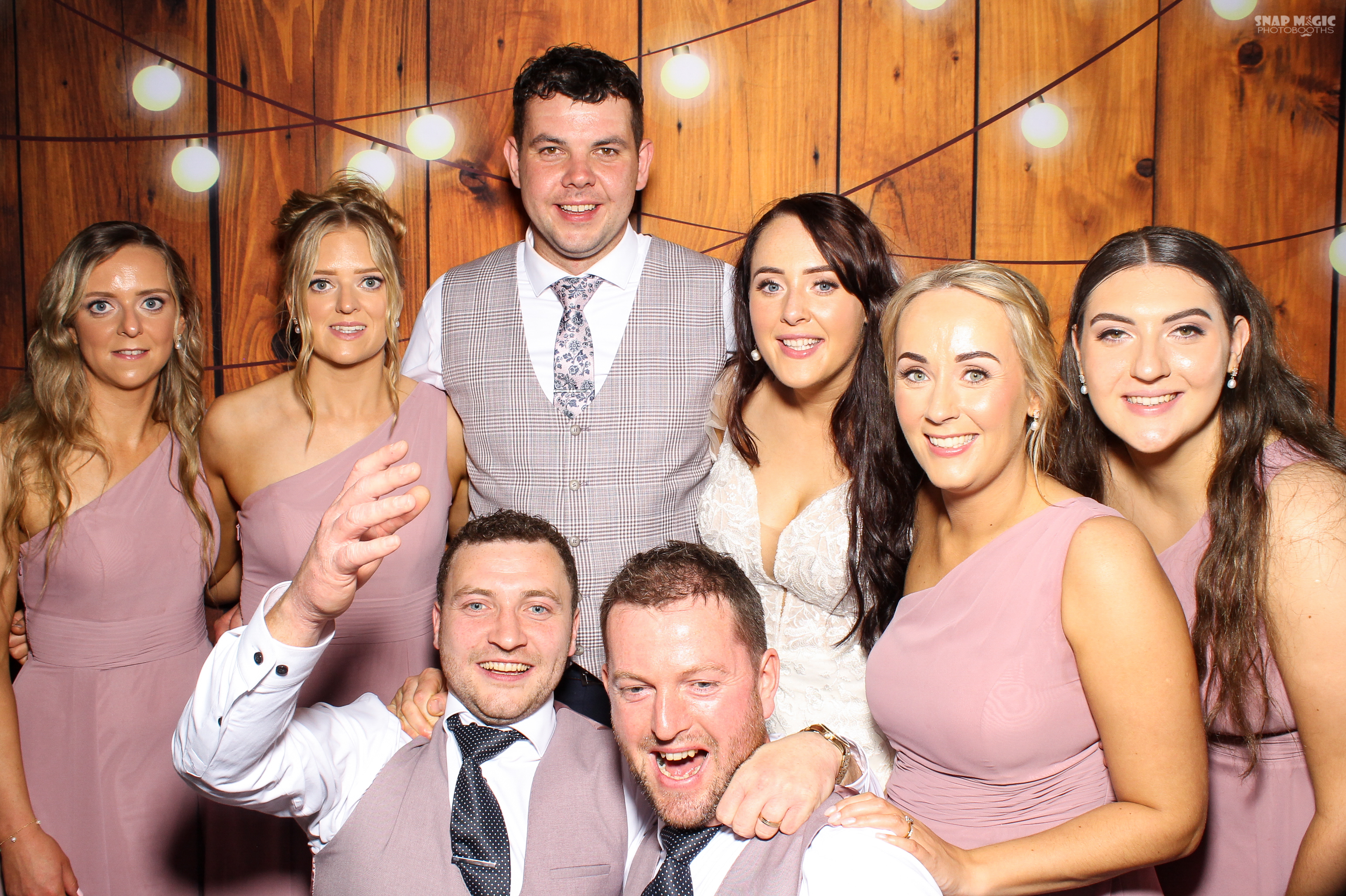 Deirdre & John's Wedding | View more photos from the event at gallery.snapmagic.ie/u/SnapMagic/Deirdre-Johns-Wedding