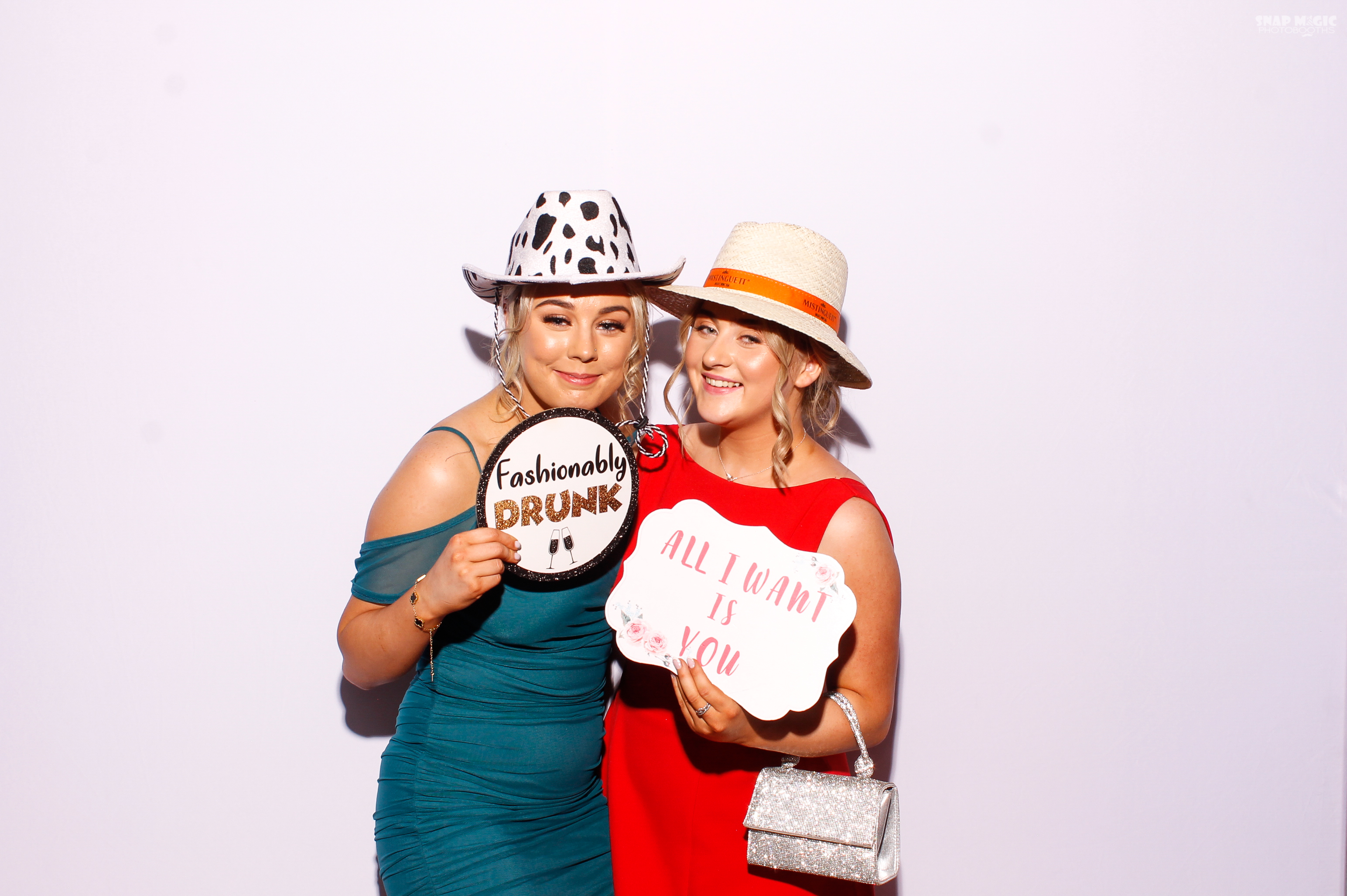 Eilish & Kevin's Wedding | View more photos from the event at gallery.snapmagic.ie/u/SnapMagic/Eilish-Kevins-Wedding