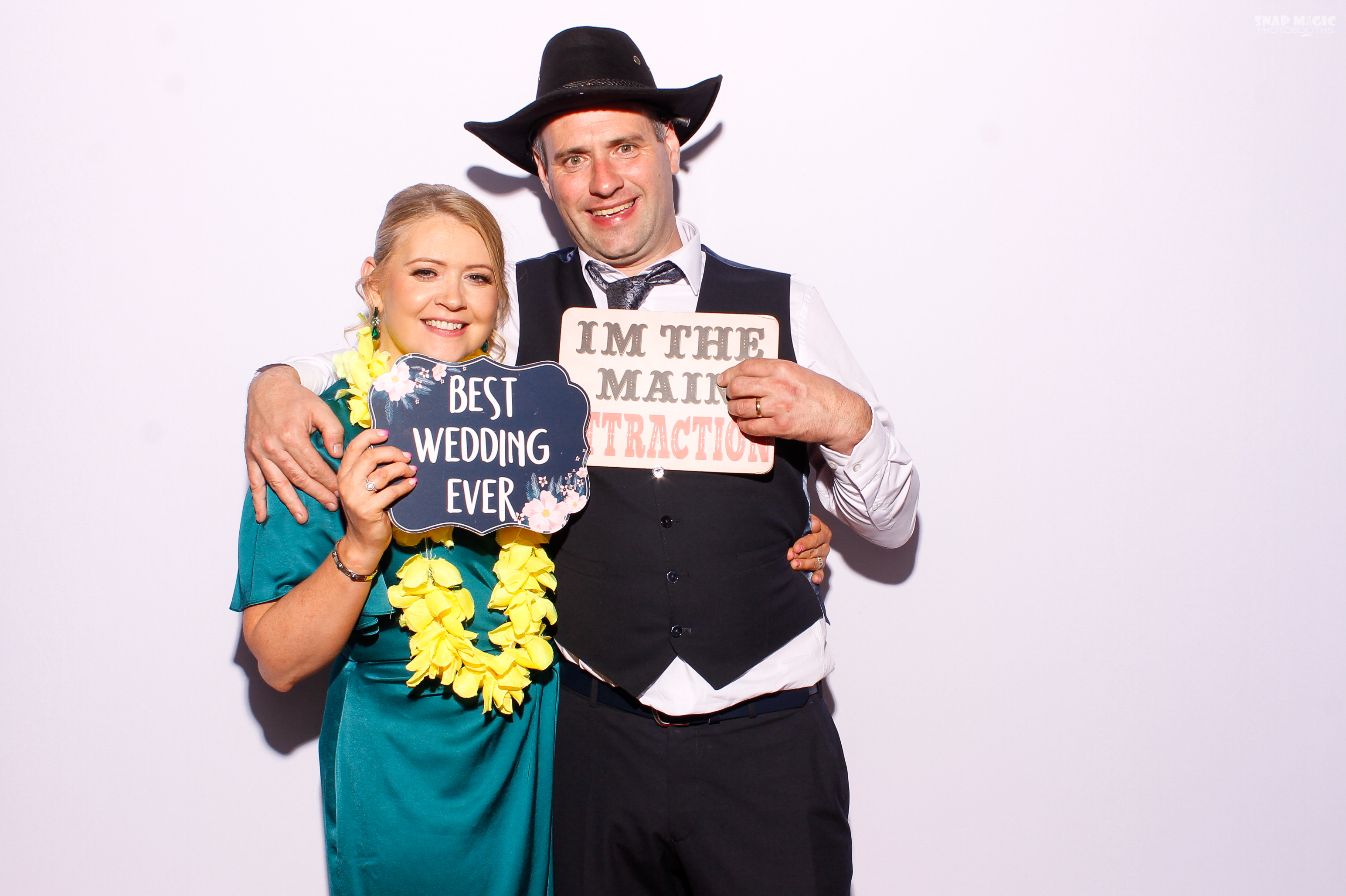 Eilish & Kevin's Wedding | View more photos from the event at gallery.snapmagic.ie/u/SnapMagic/Eilish-Kevins-Wedding