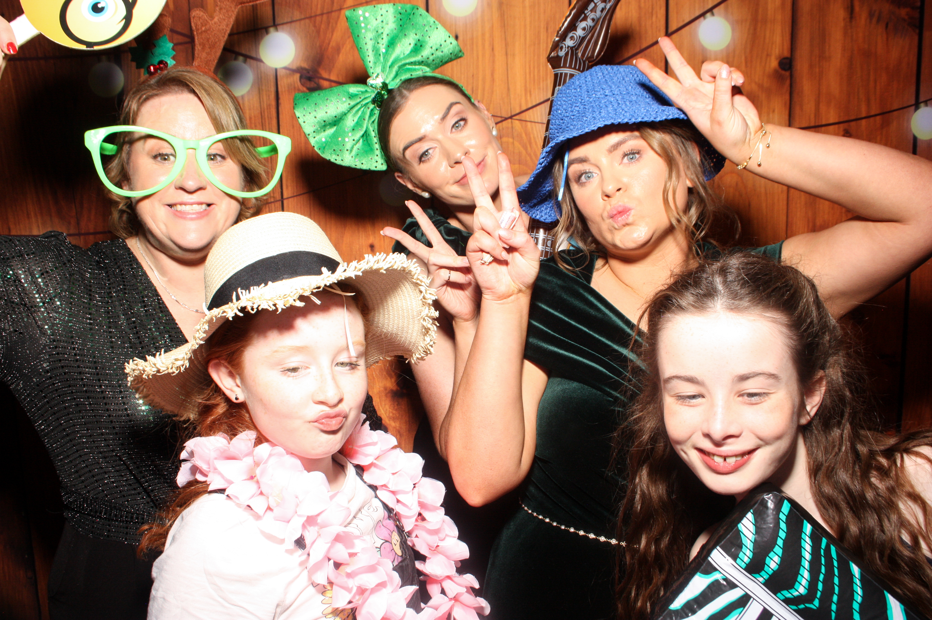 Emily & Niall's Wedding | View more photos from the event at gallery.snapmagic.ie/u/SnapMagic/Emily-Nialls-Wedding