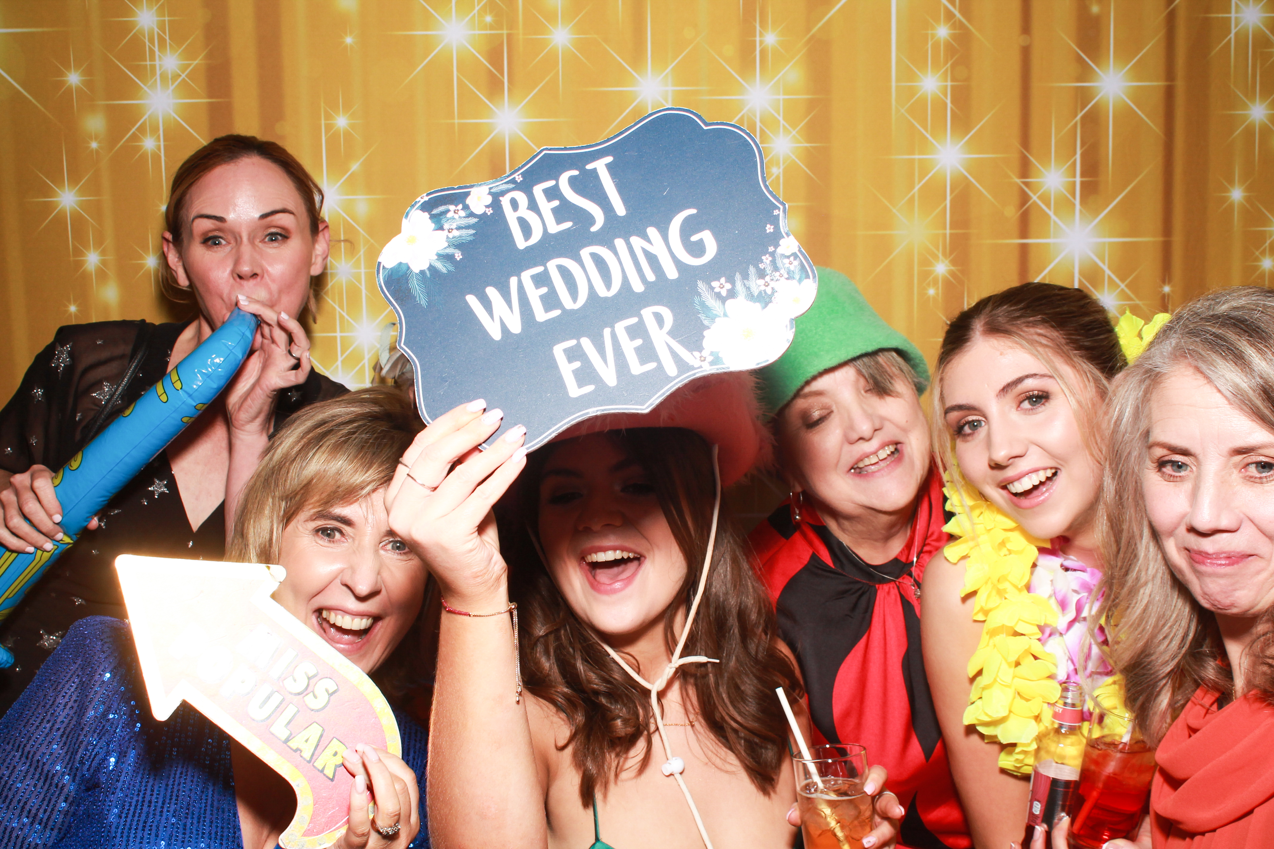 Hannah & Kevin's Wedding | View more photos from the event at gallery.snapmagic.ie/u/SnapMagic/Hannah-Kevins-Wedding