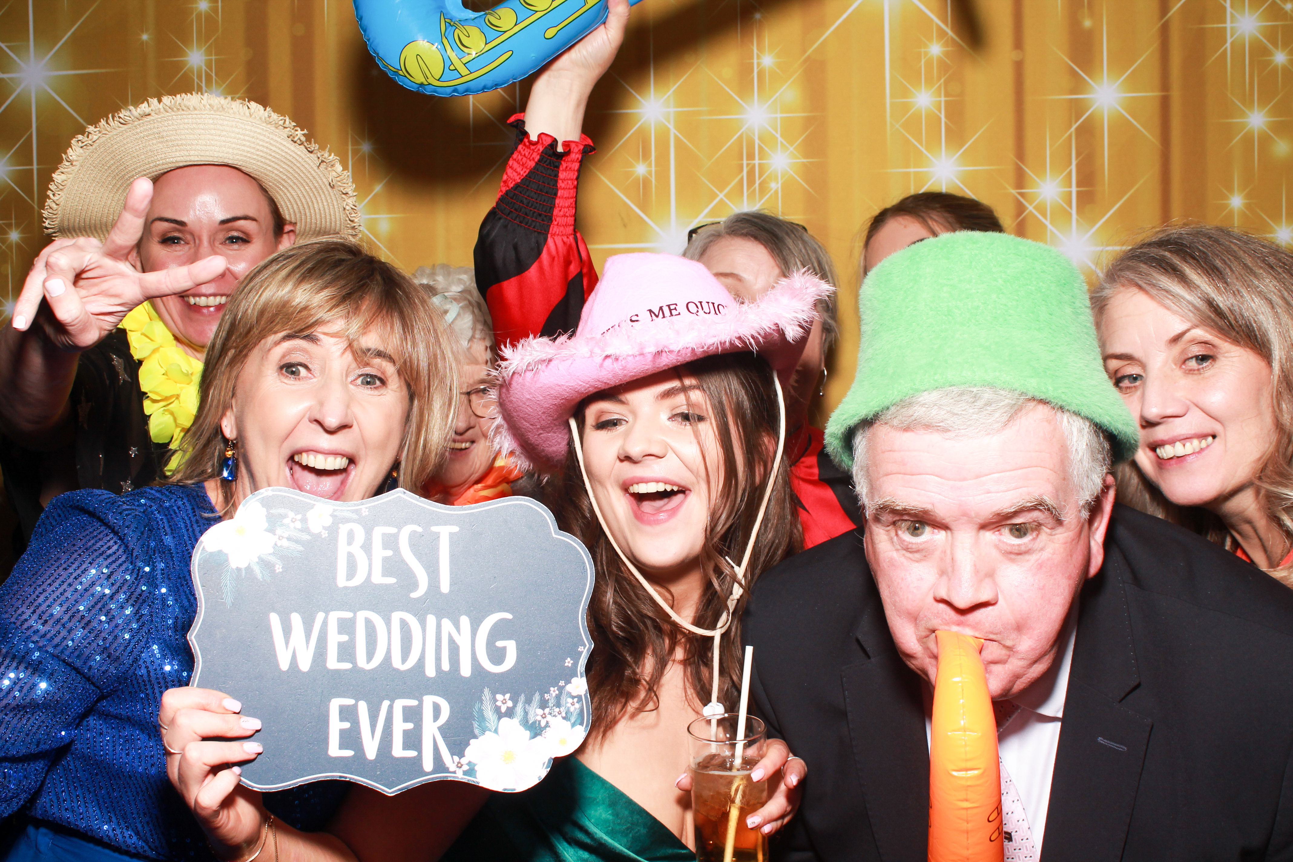 Hannah & Kevin's Wedding | View more photos from the event at gallery.snapmagic.ie/u/SnapMagic/Hannah-Kevins-Wedding